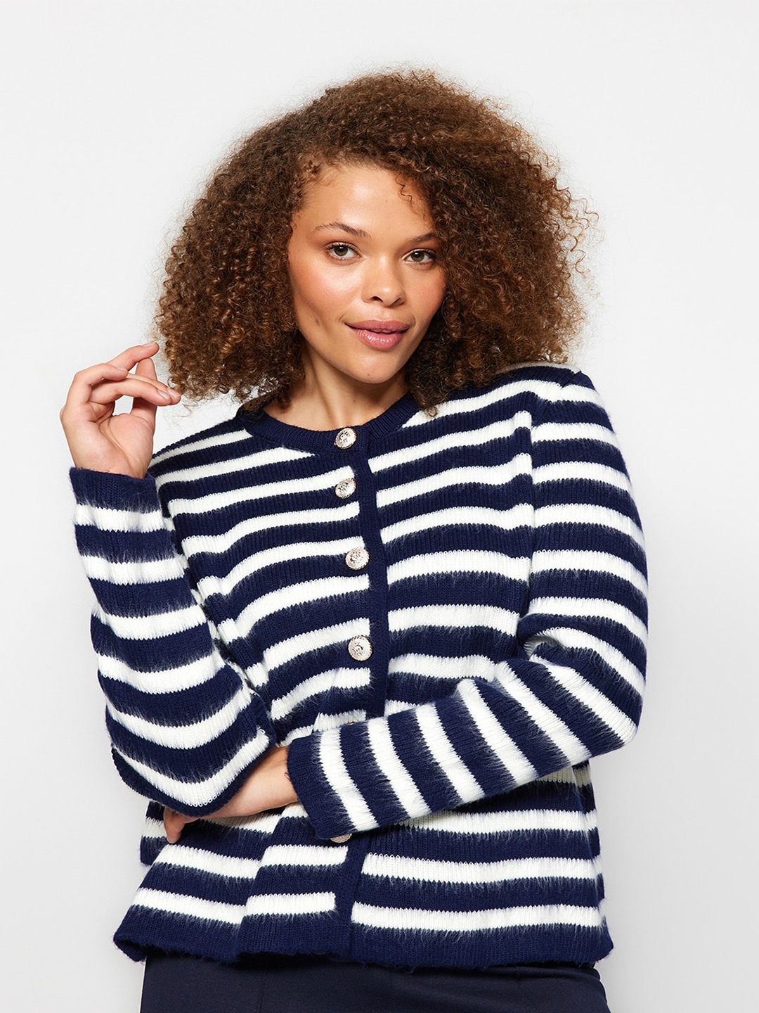 

Trendyol Striped Ribbed Acrylic Cardigan, Navy blue