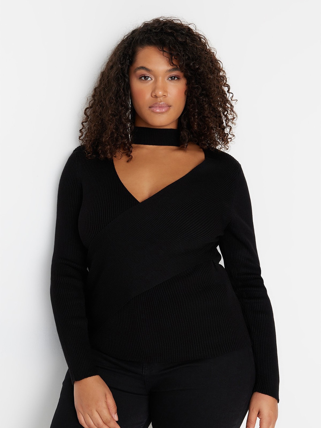 

Trendyol Plus Size V-Neck Acrylic Pullover, Black