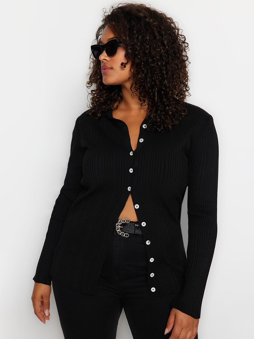 

Trendyol Plus Size Spread Collar Long Sleeves Pure Acrylic Cardigan Sweaters, Black