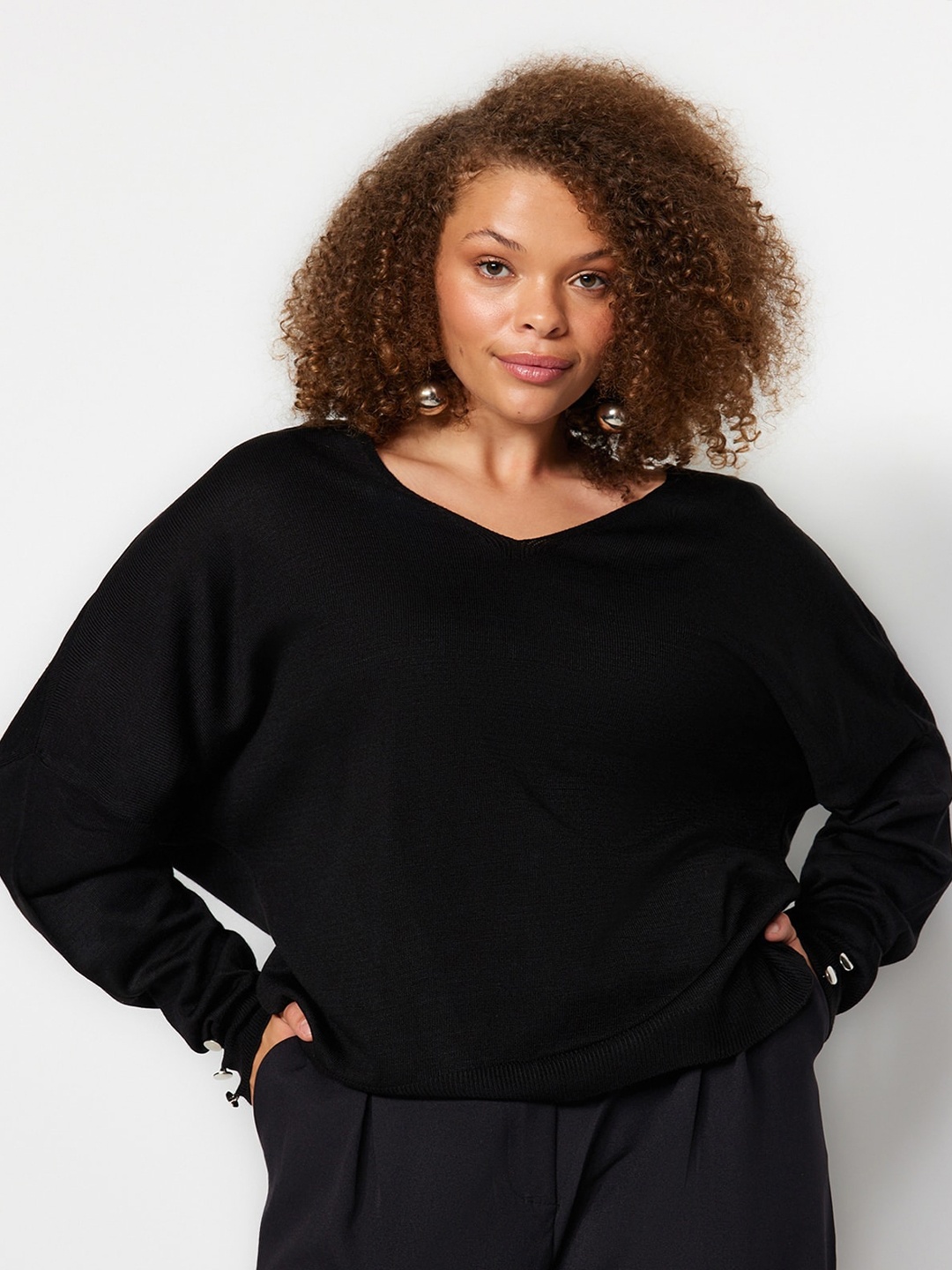 

Trendyol Women Black Crop Cardigan