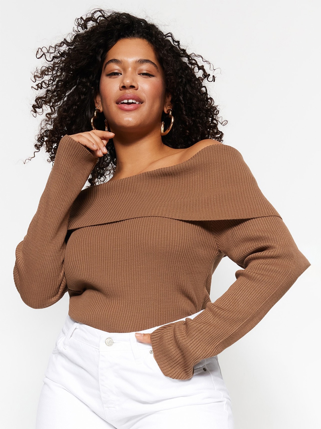 

Trendyol Off-Shoulder Pure Acrylic Pullover, Brown