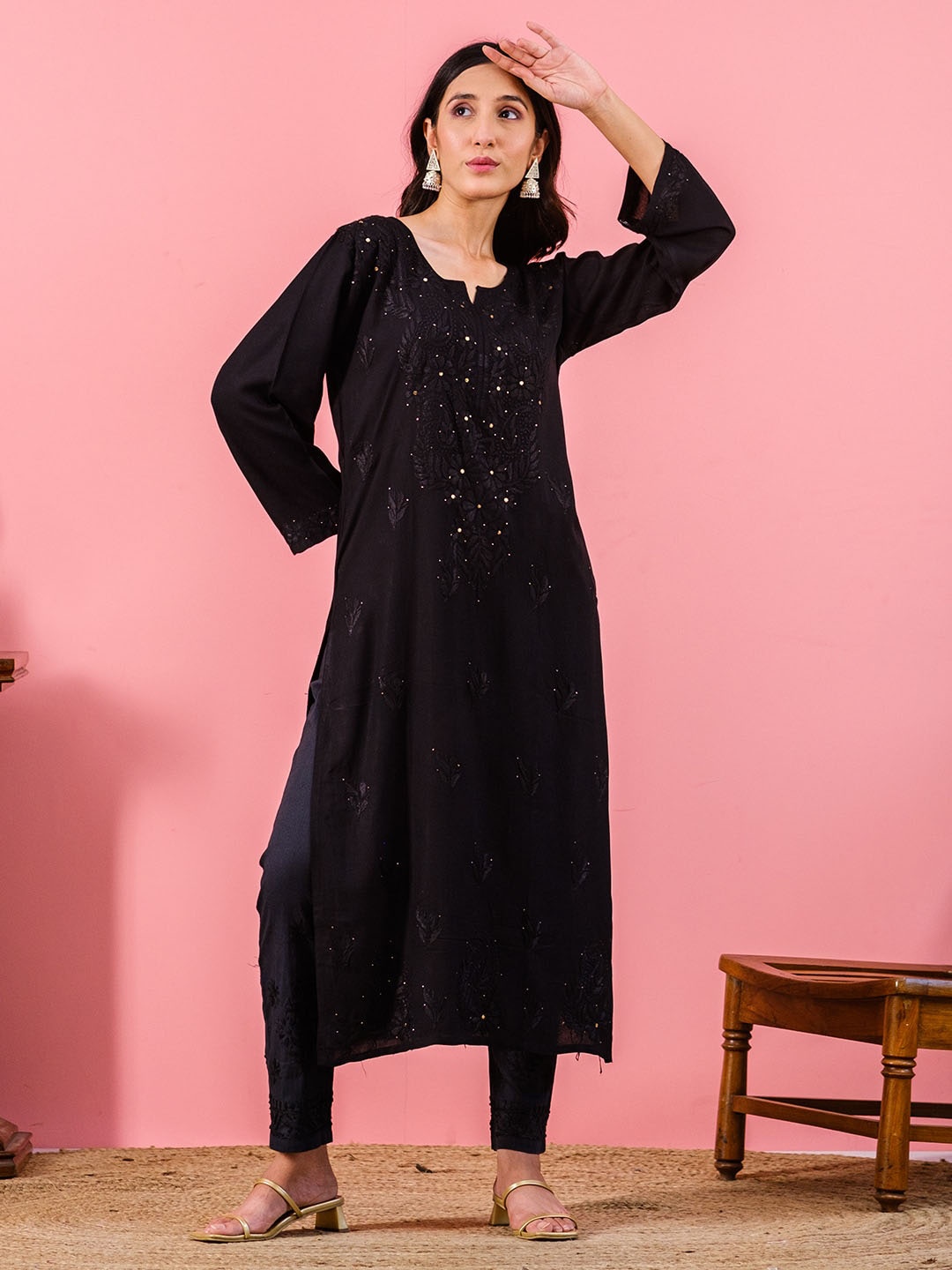 

Chowkhat Ethnic Motifs Embroidered Chikankari Kurta, Black