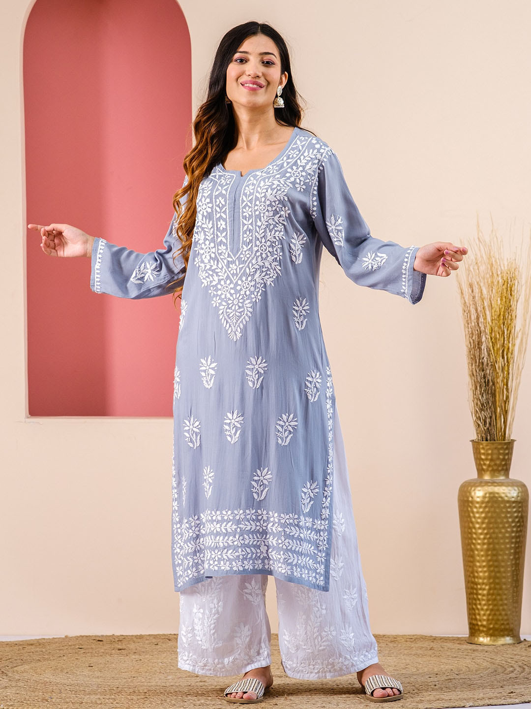 

Chowkhat Ethnic Motifs Embroidered Chikankari Kurta, Grey