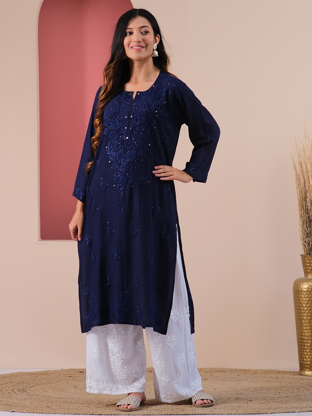 

Chowkhat Ethnic Motifs Embroidered Sequinned Kurta, Navy blue