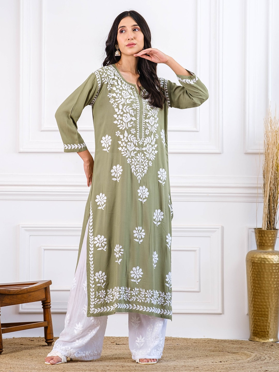 

Chowkhat Ethnic Motifs Embroidered Chikankari Kurta, Olive