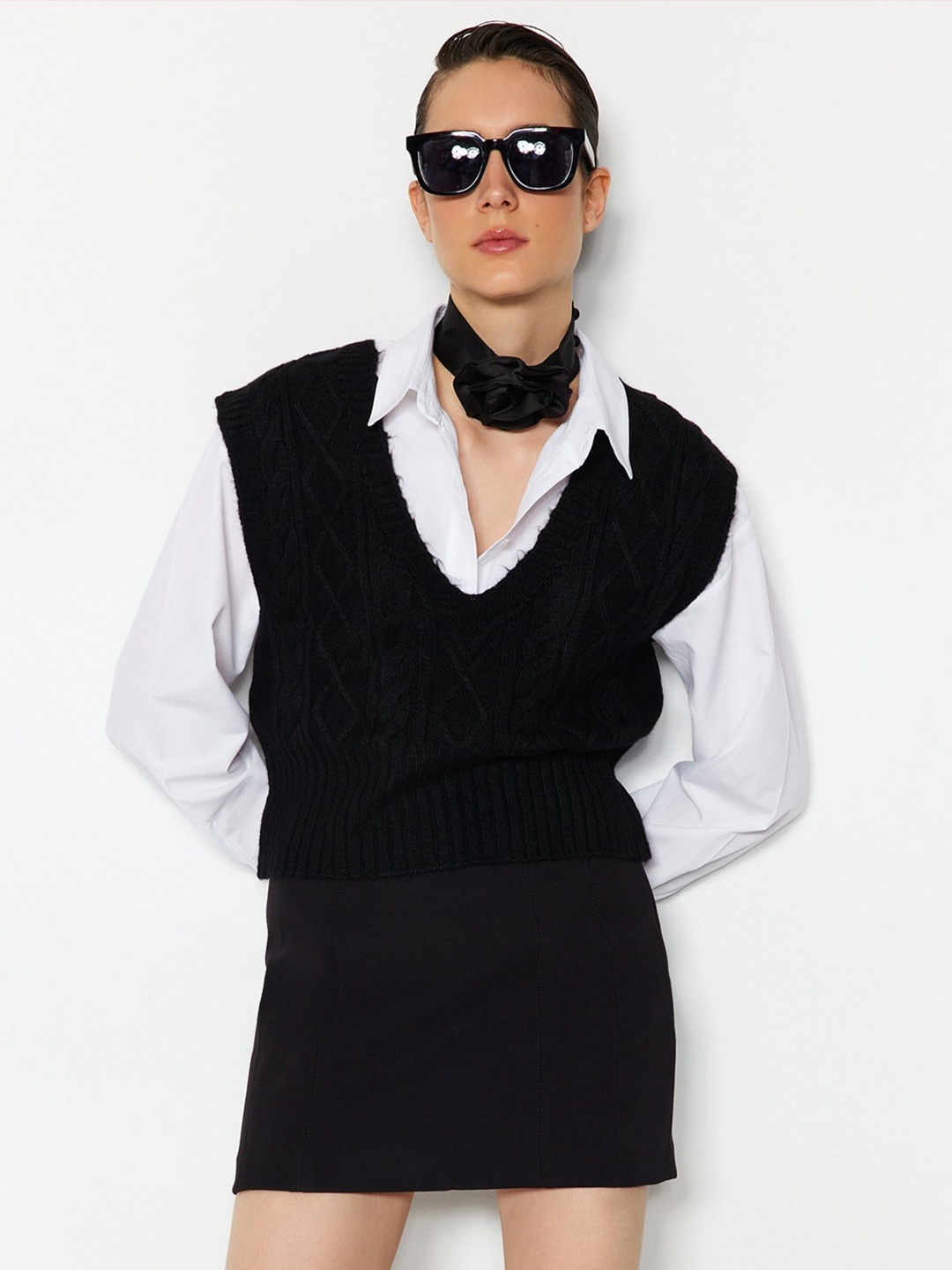 

Trendyol Cable Knit V-Neck Sweater Vest, Black