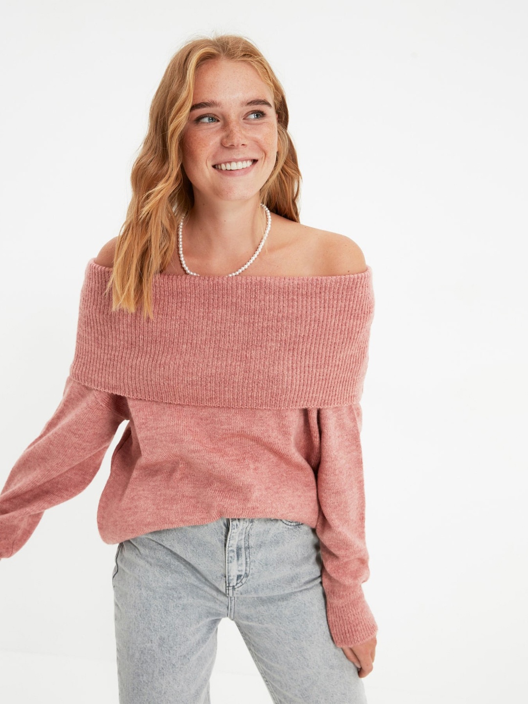 

Trendyol Acrylic Off-Shoulder Pullover Sweaters, Pink