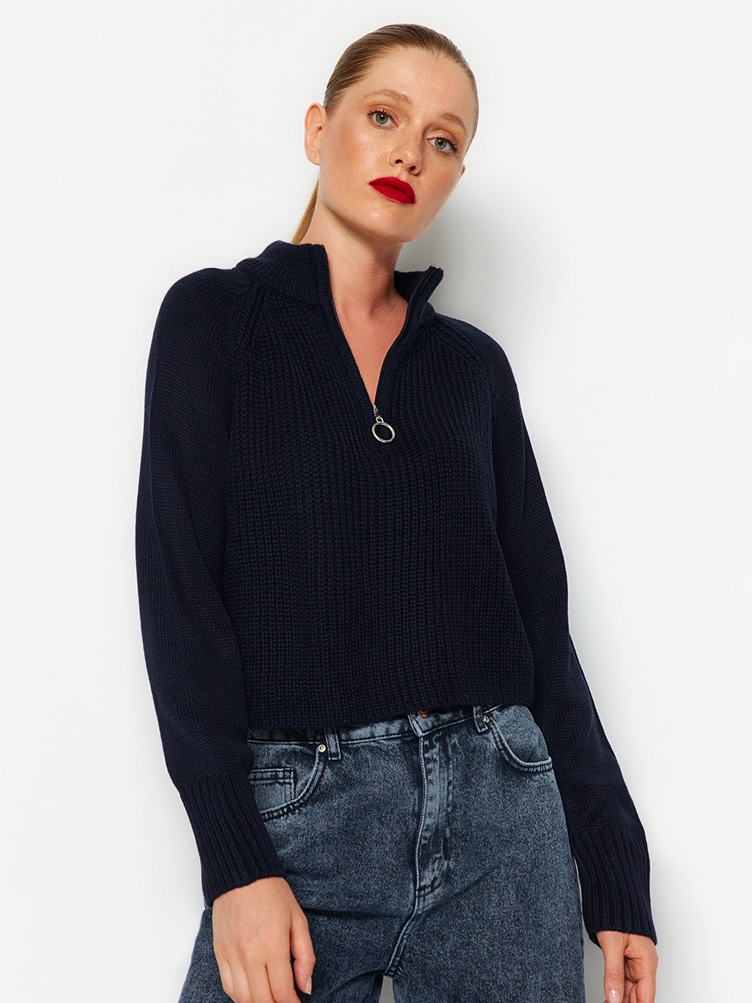 

Trendyol Ribbed Mock Collar Acrylic Pullover, Navy blue