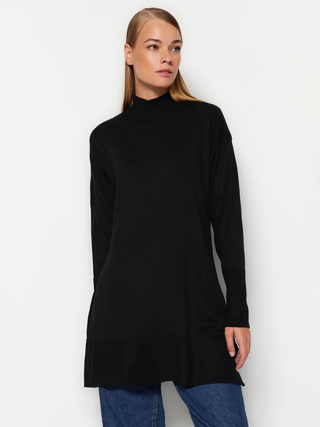 

Trendyol Turtle Neck Longline Acrylic Pullover Sweaters, Black