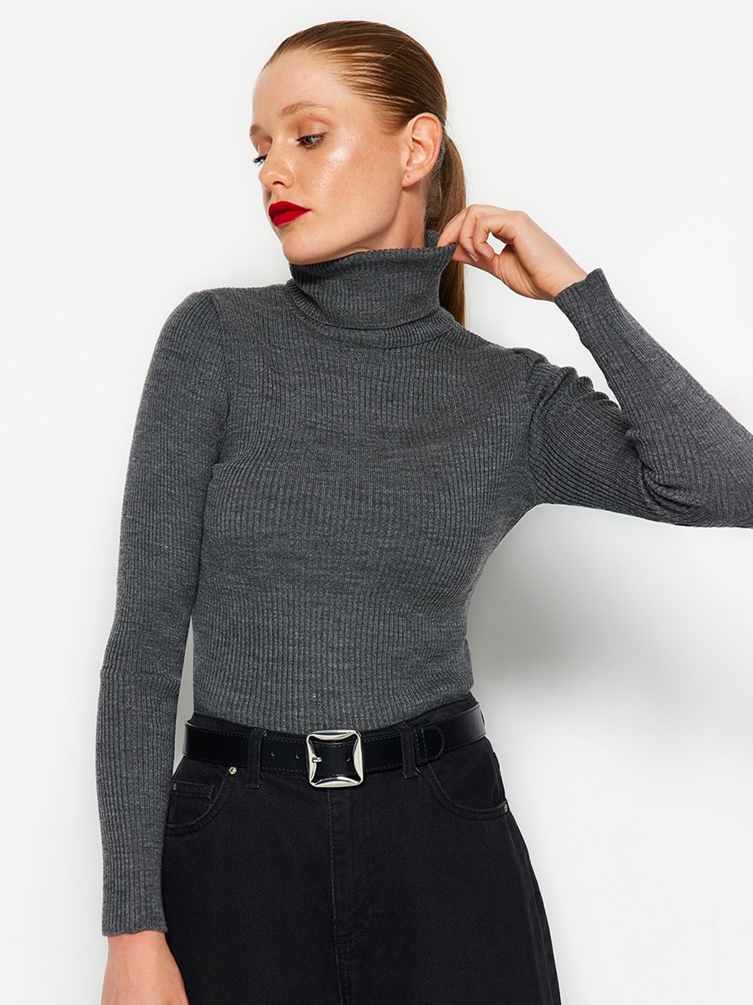 

Trendyol Turtle Neck Acrylic Pullover, Grey