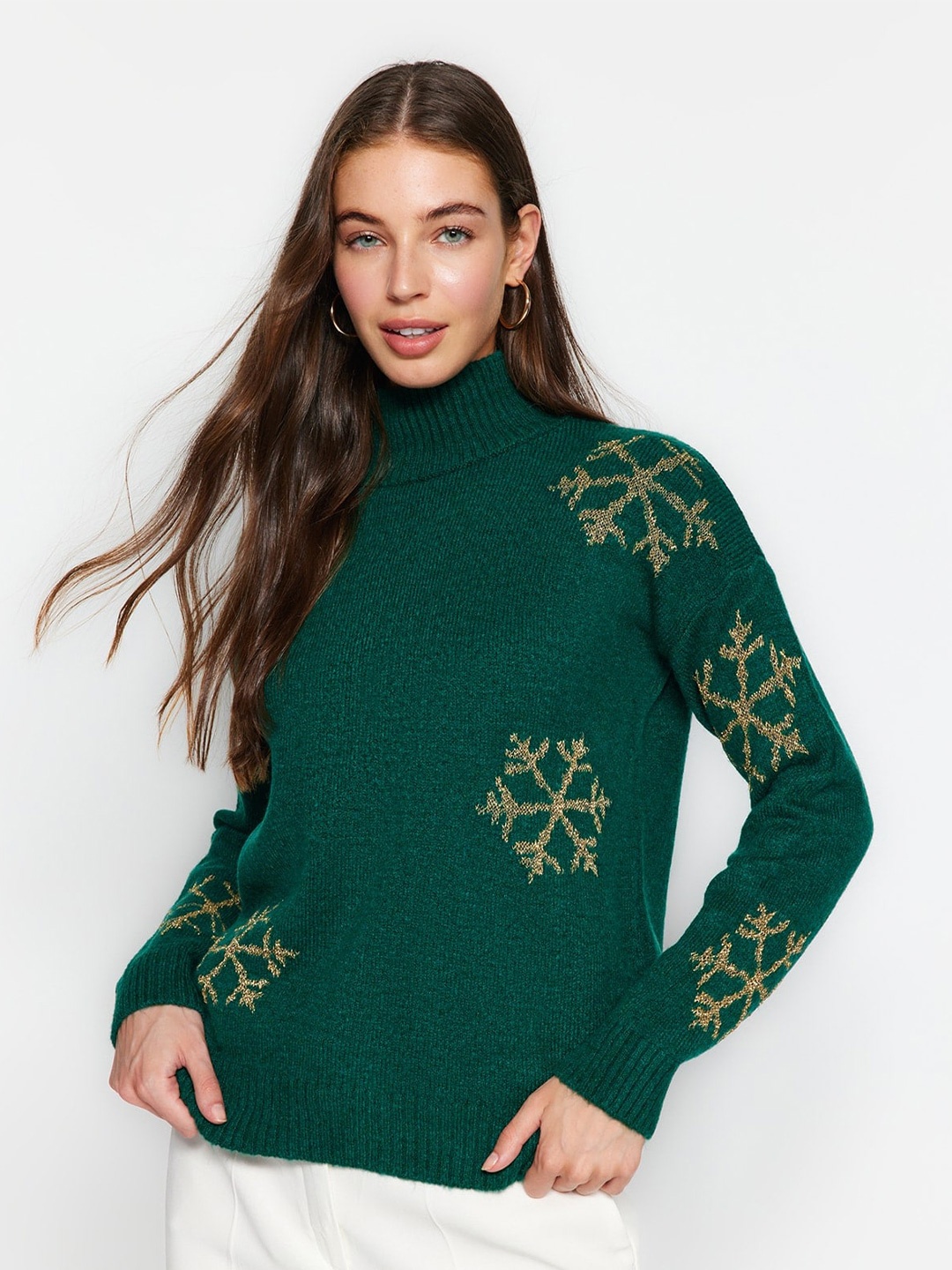 

Trendyol Conversational Printed Turtle Neck Pullover Sweater, Green