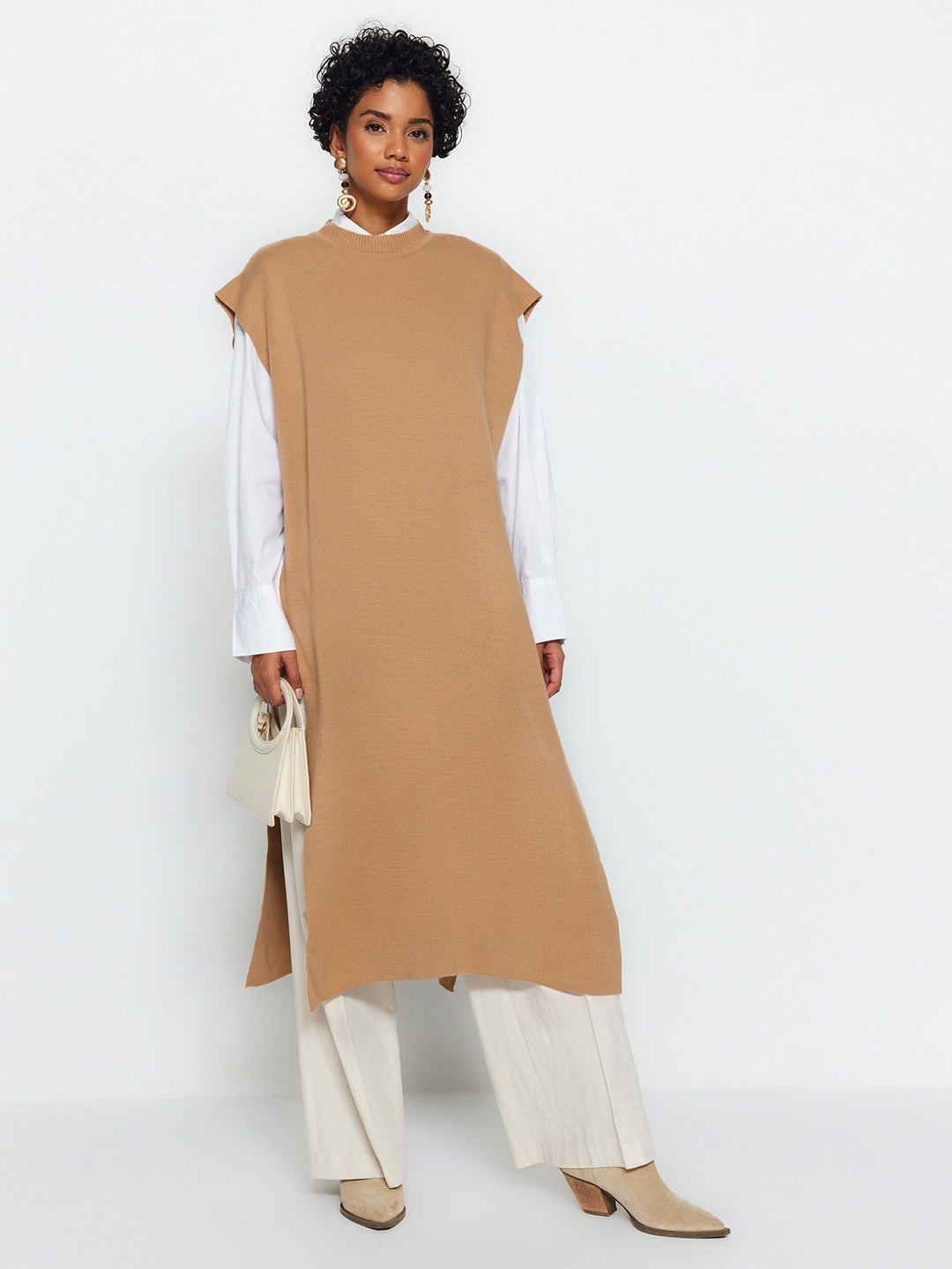 

Trendyol Extended Sleeves Longline Acrylic Pullover, Beige