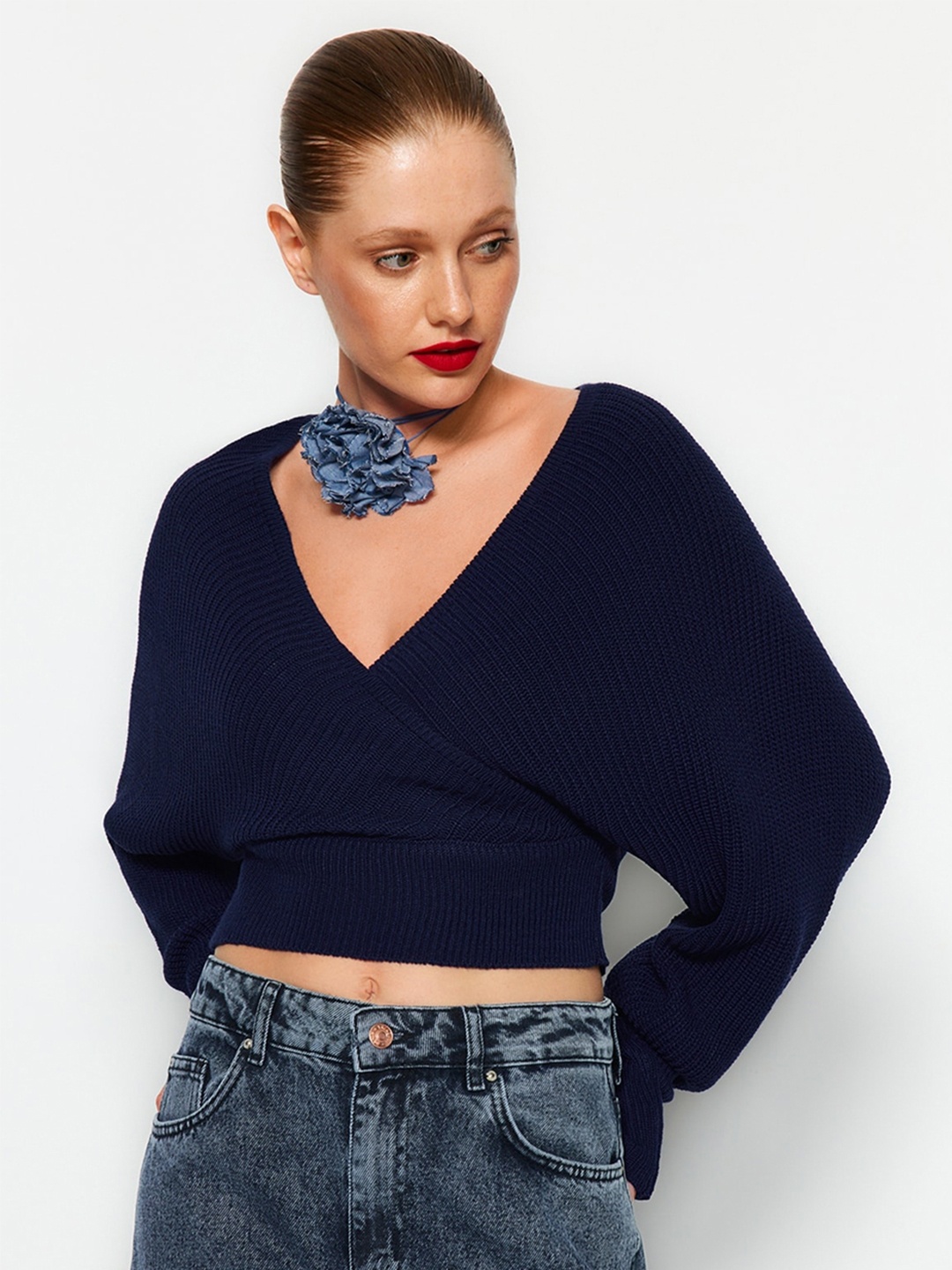 

Trendyol Cable Knit Acrylic V-Neck Pullover Crop Sweaters, Navy blue