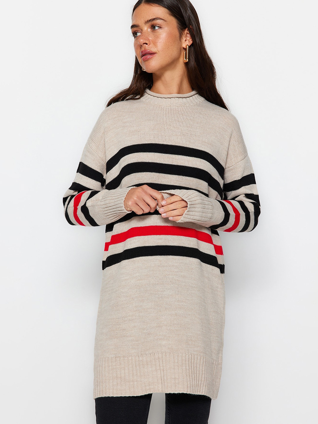 

Trendyol Striped Round Neck Drop-Shoulder Sleeves Longline Cardigan, Beige
