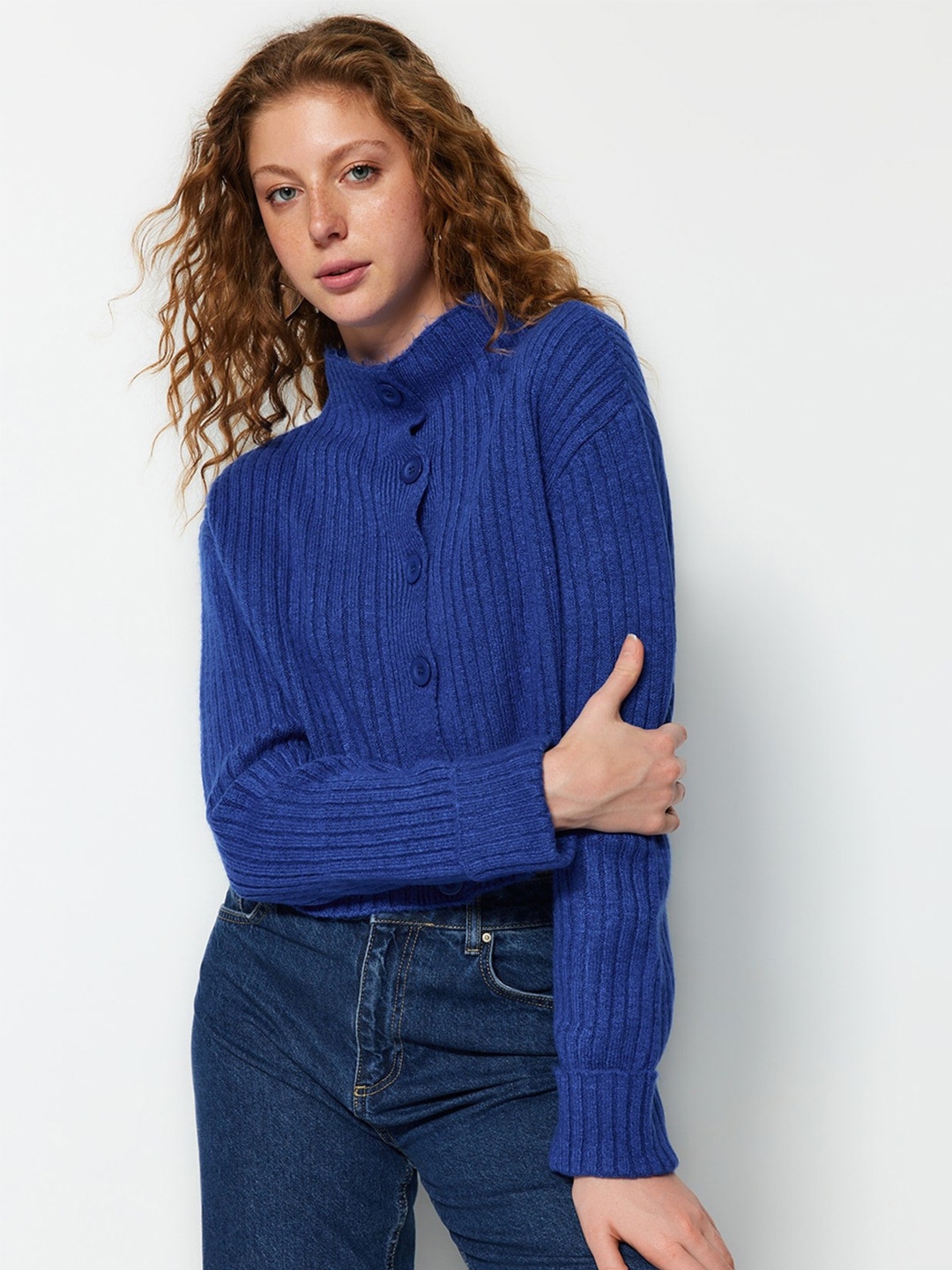 

Trendyol Self Designed High Neck Crop Cardigan, Blue