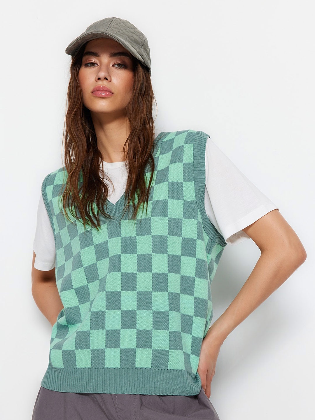 

Trendyol Checked V-Neck Sweater Vest, Green