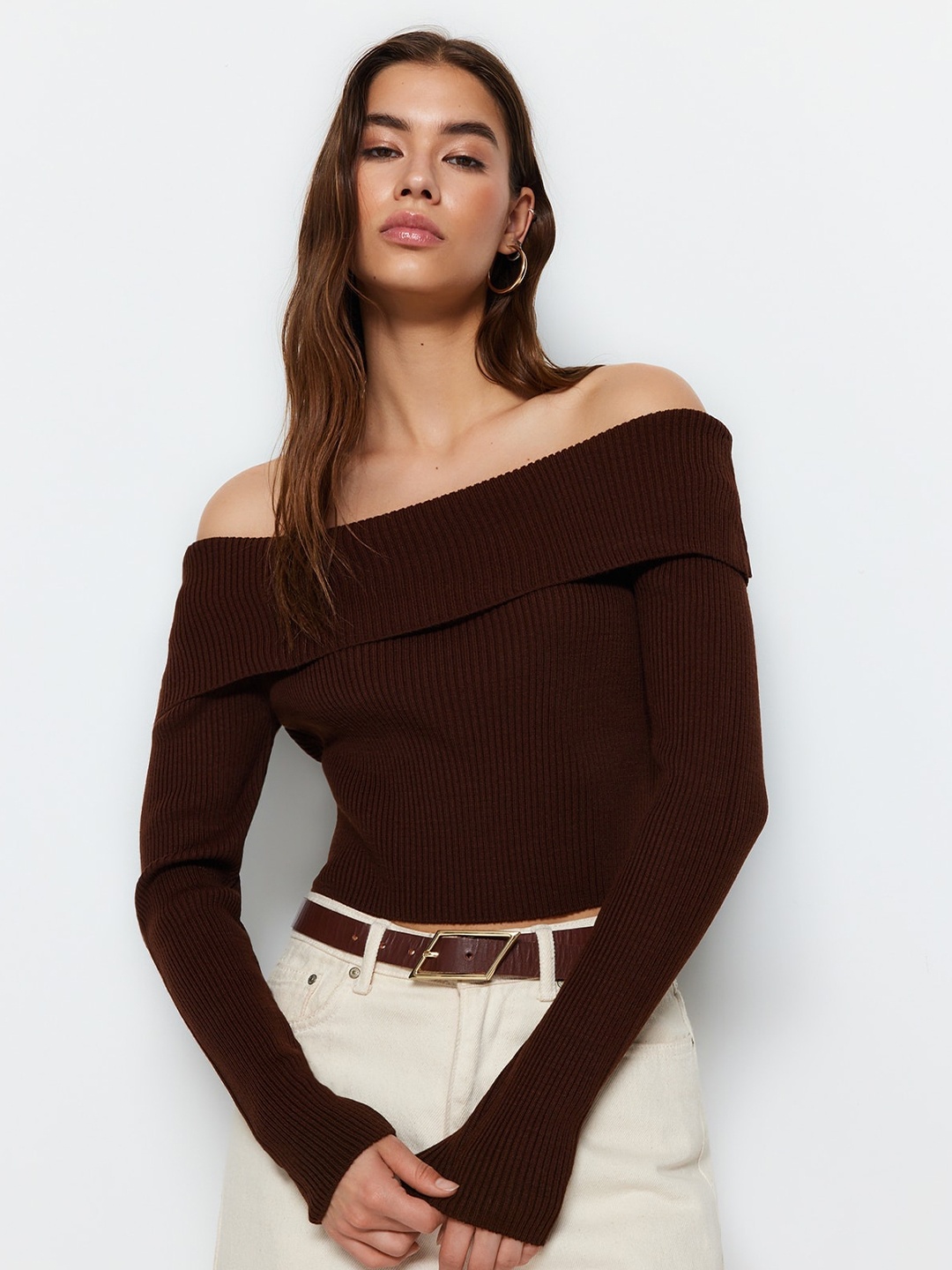 

Trendyol Off Shoulder Acrylic Crop Pullover, Brown