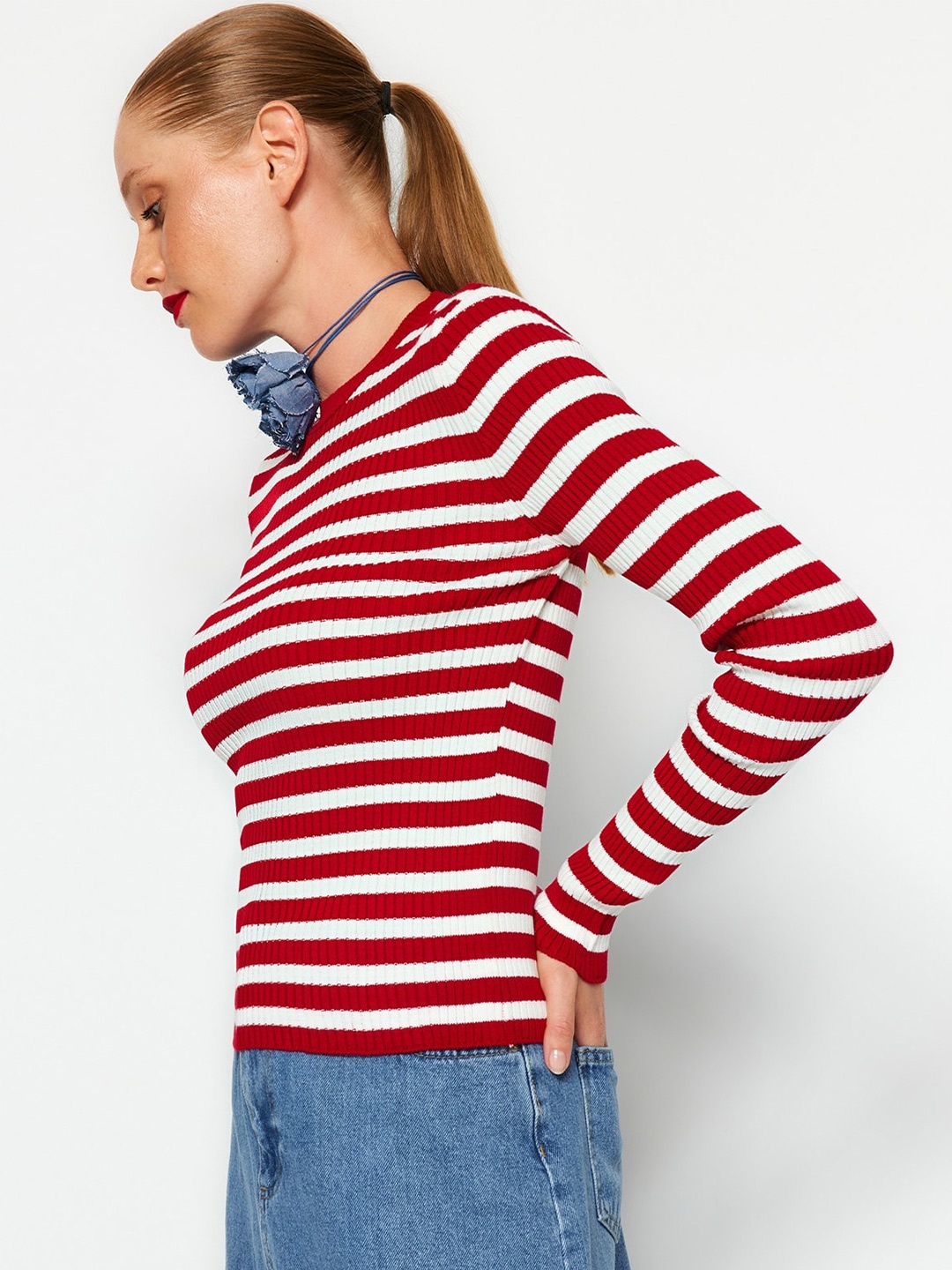 

Trendyol Striped Round Neck Long Sleeve Acrylic Pullover Sweaters, Red