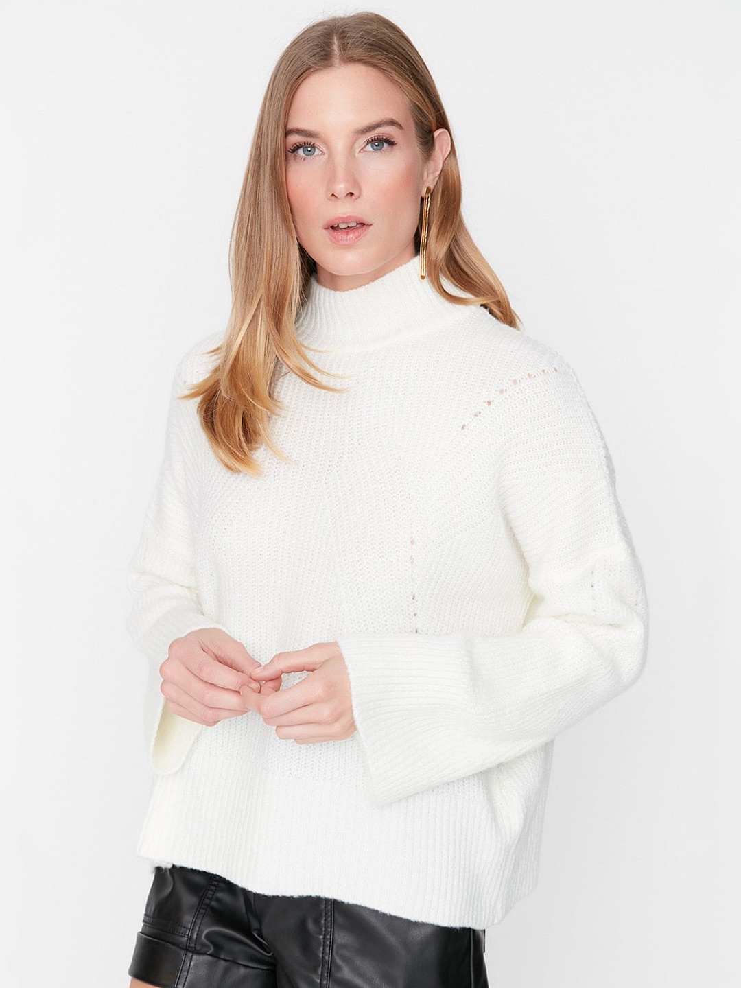 

Trendyol Turtle Neck Ribbed Pullover, Off white
