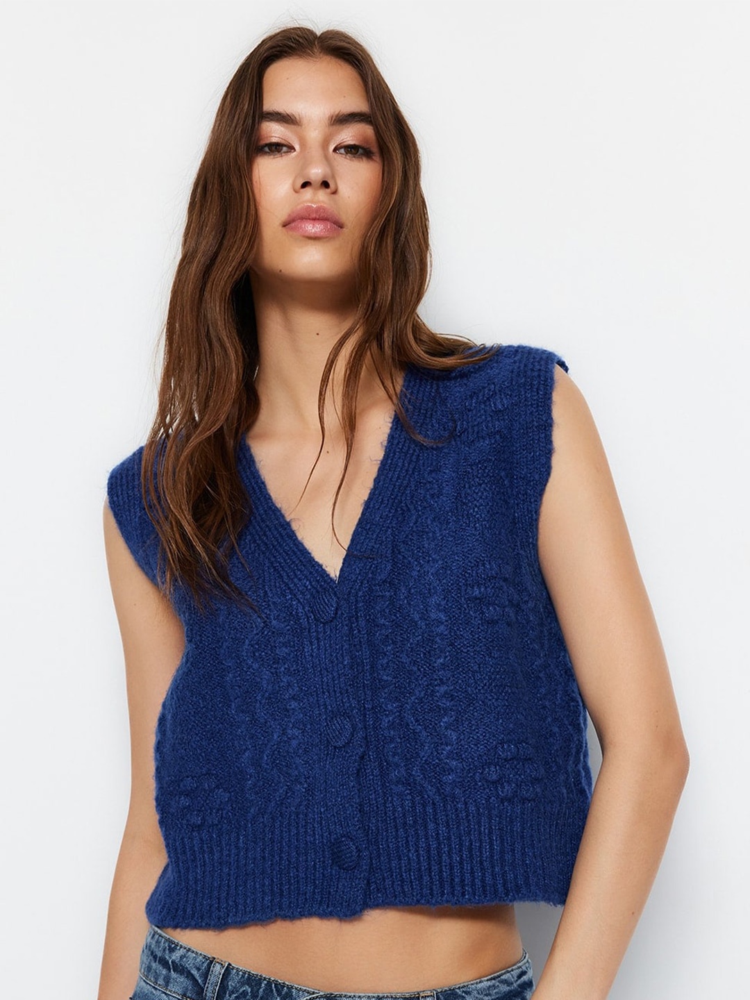 

Trendyol V-Neck Cable Knit Crop Cardigan, Blue