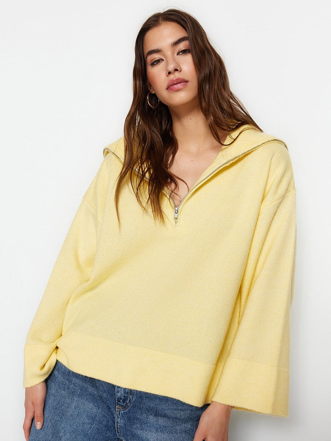 

Trendyol Mock Collar Zip Detail Pullover, Yellow