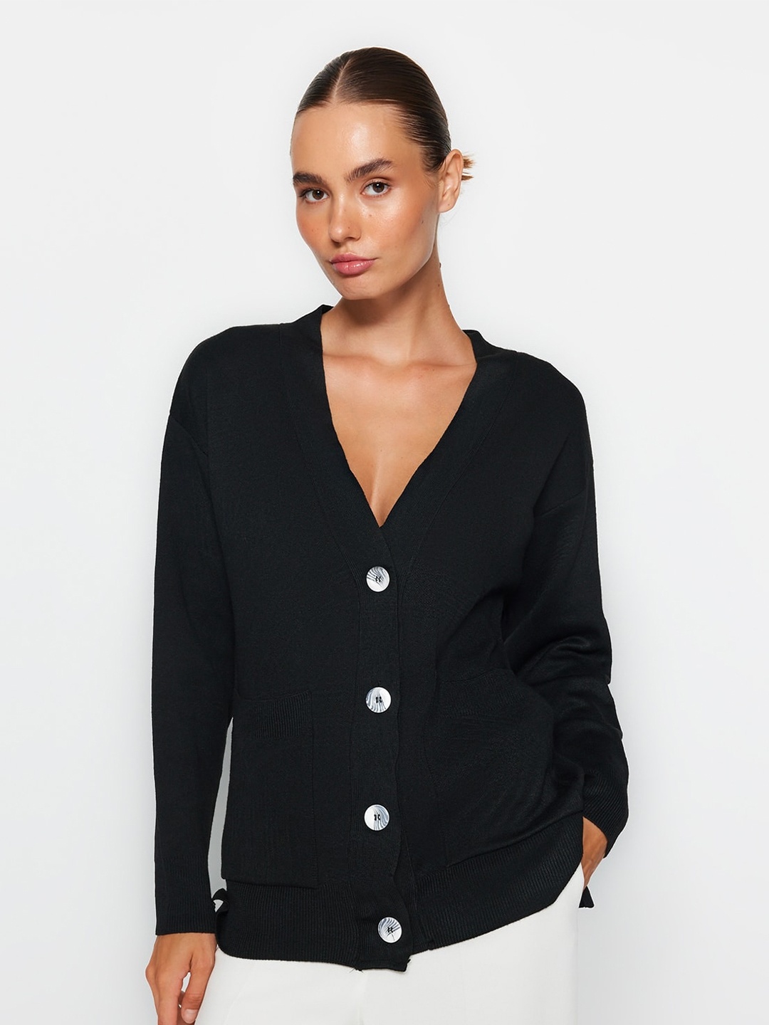 

Trendyol V-Neck Knitted Cardigan, Black