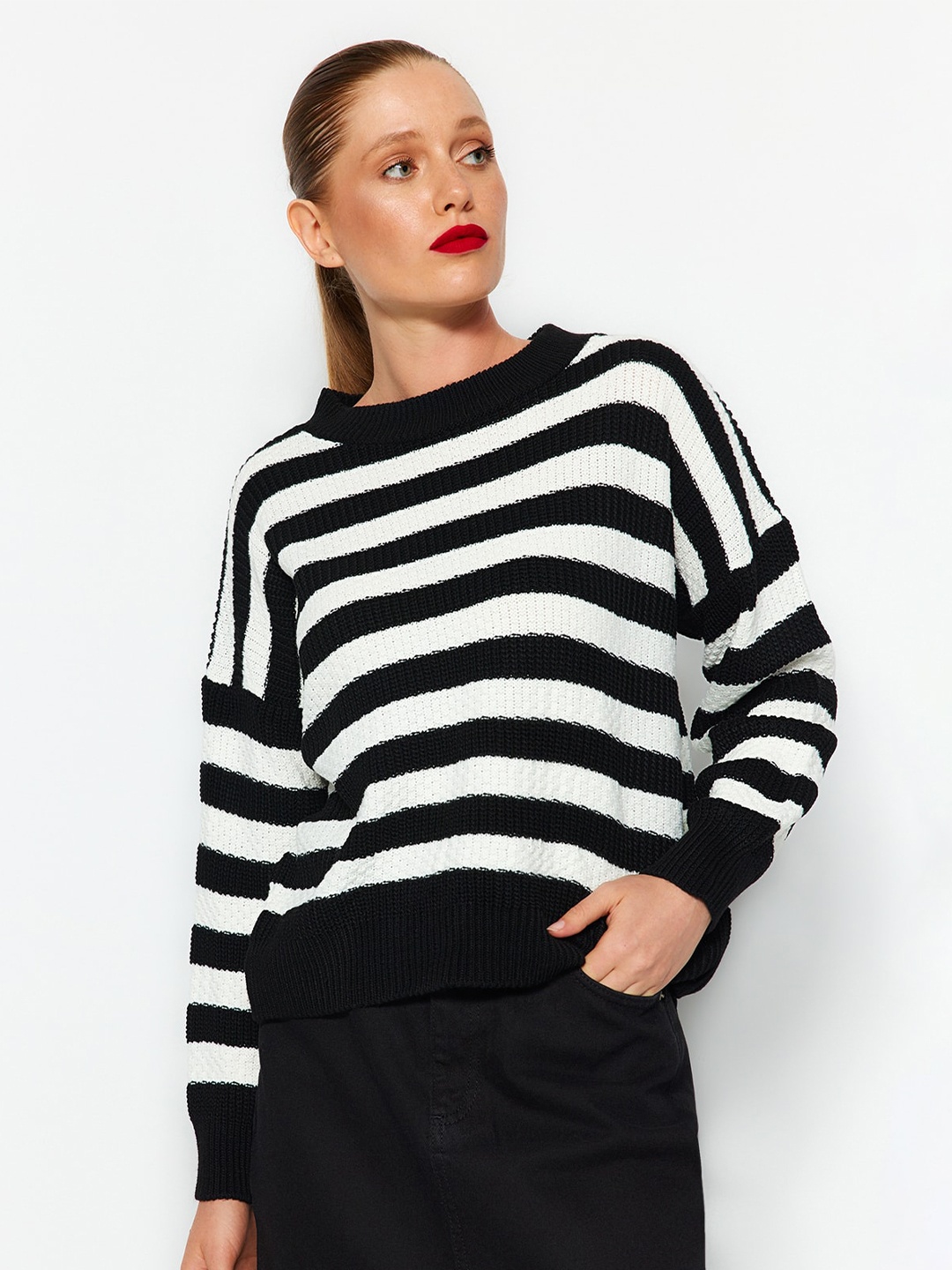

Trendyol Striped Acrylic Pullover, White