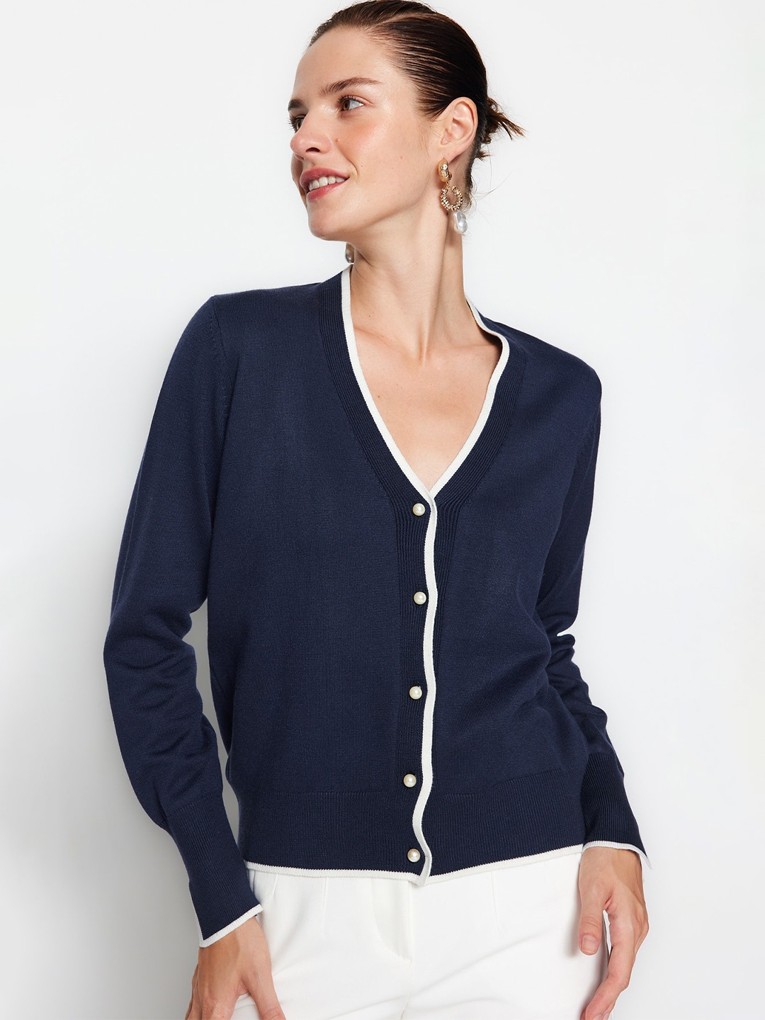 

Trendyol V-Neck Cardigan Sweater, Navy blue