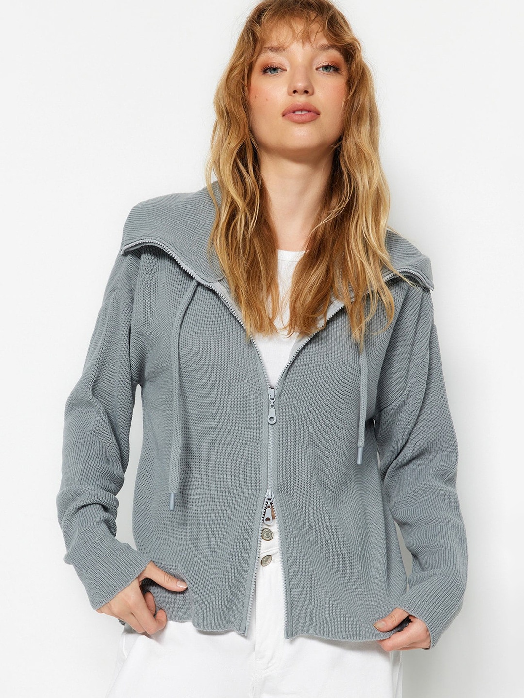 

Trendyol Ribbed Hooded Acrylic Cardigan Sweater, Grey