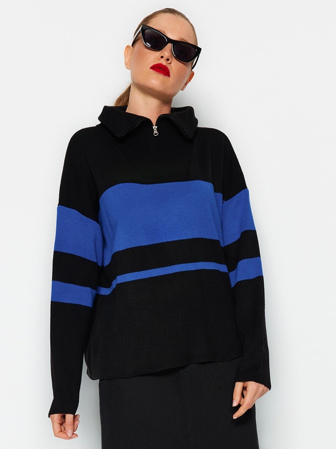 

Trendyol Colourblocked Pullover, Black
