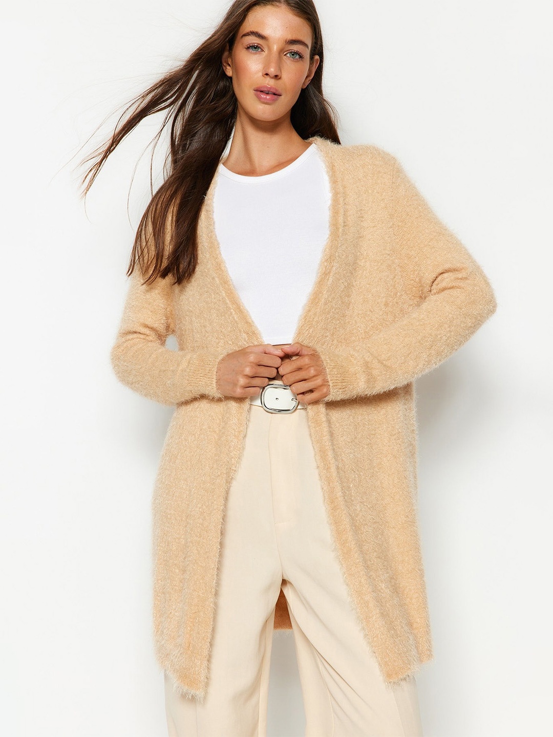 

Trendyol Self Design Drop-Shoulder Sleeves Longline Front-Open Sweaters, Brown
