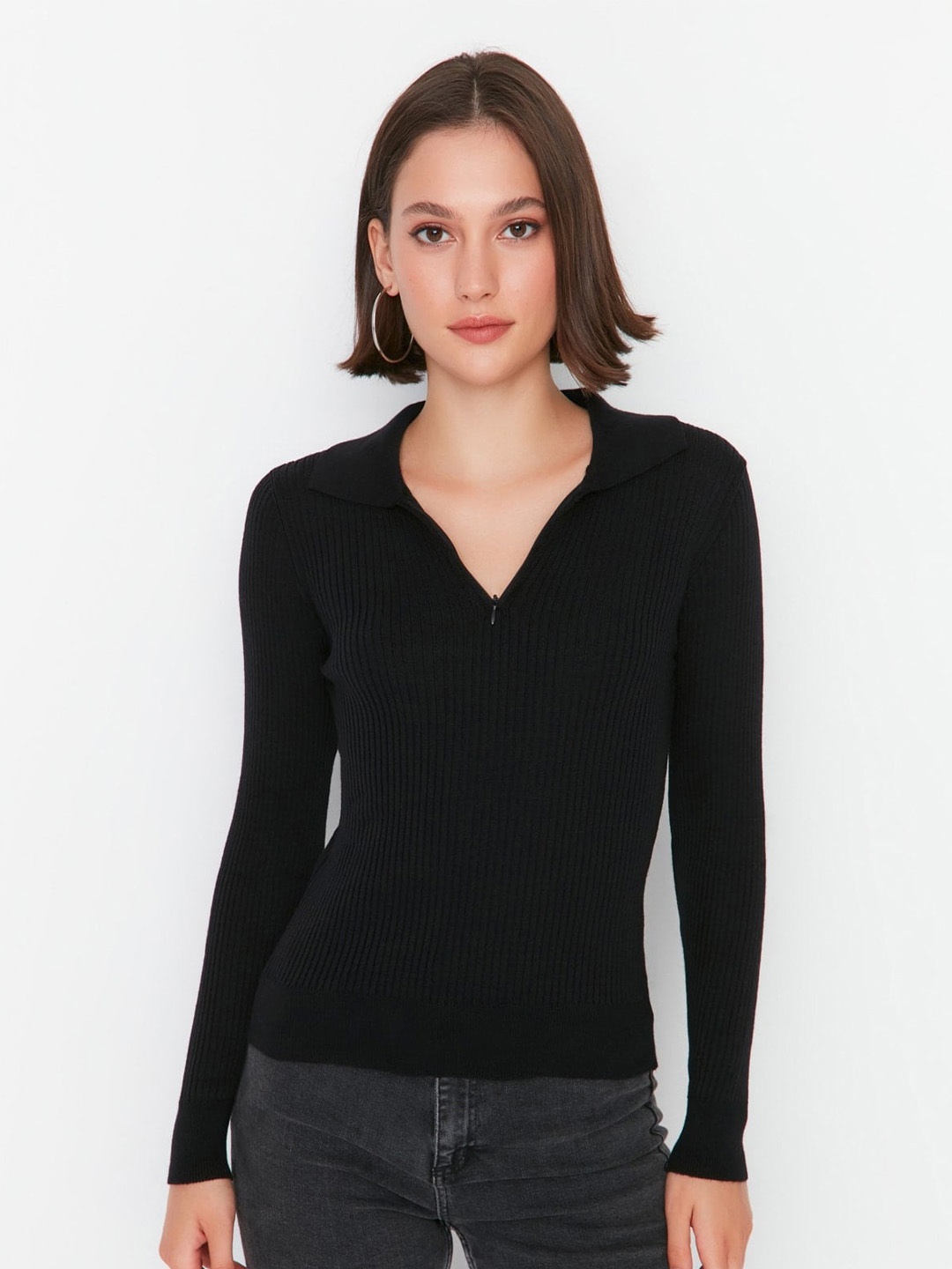

Trendyol Ribbed Acrylic Spread Collar Pullover Sweaters, Black