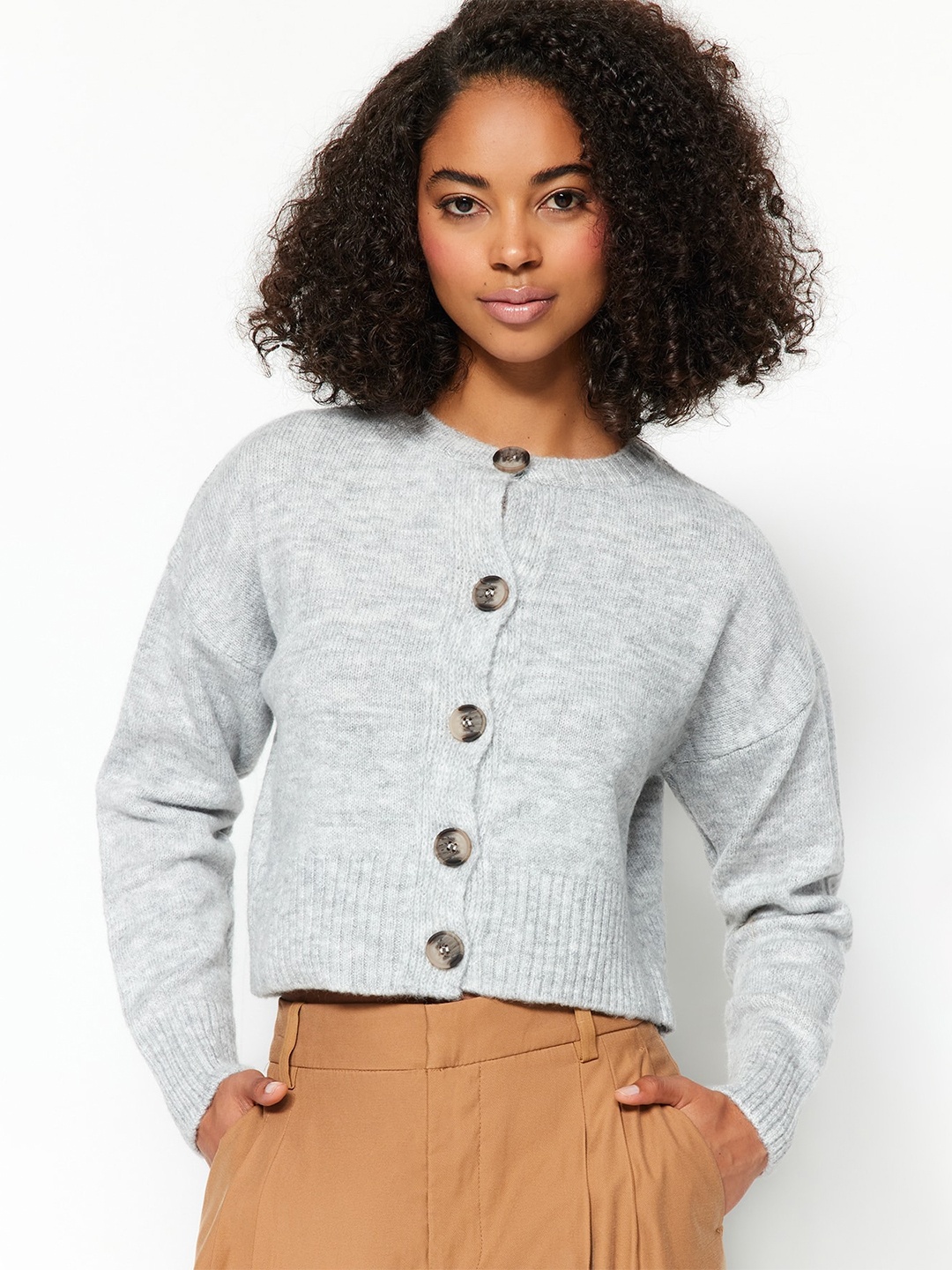 

Trendyol Round Neck Ribbed Crop Cardigan, Grey
