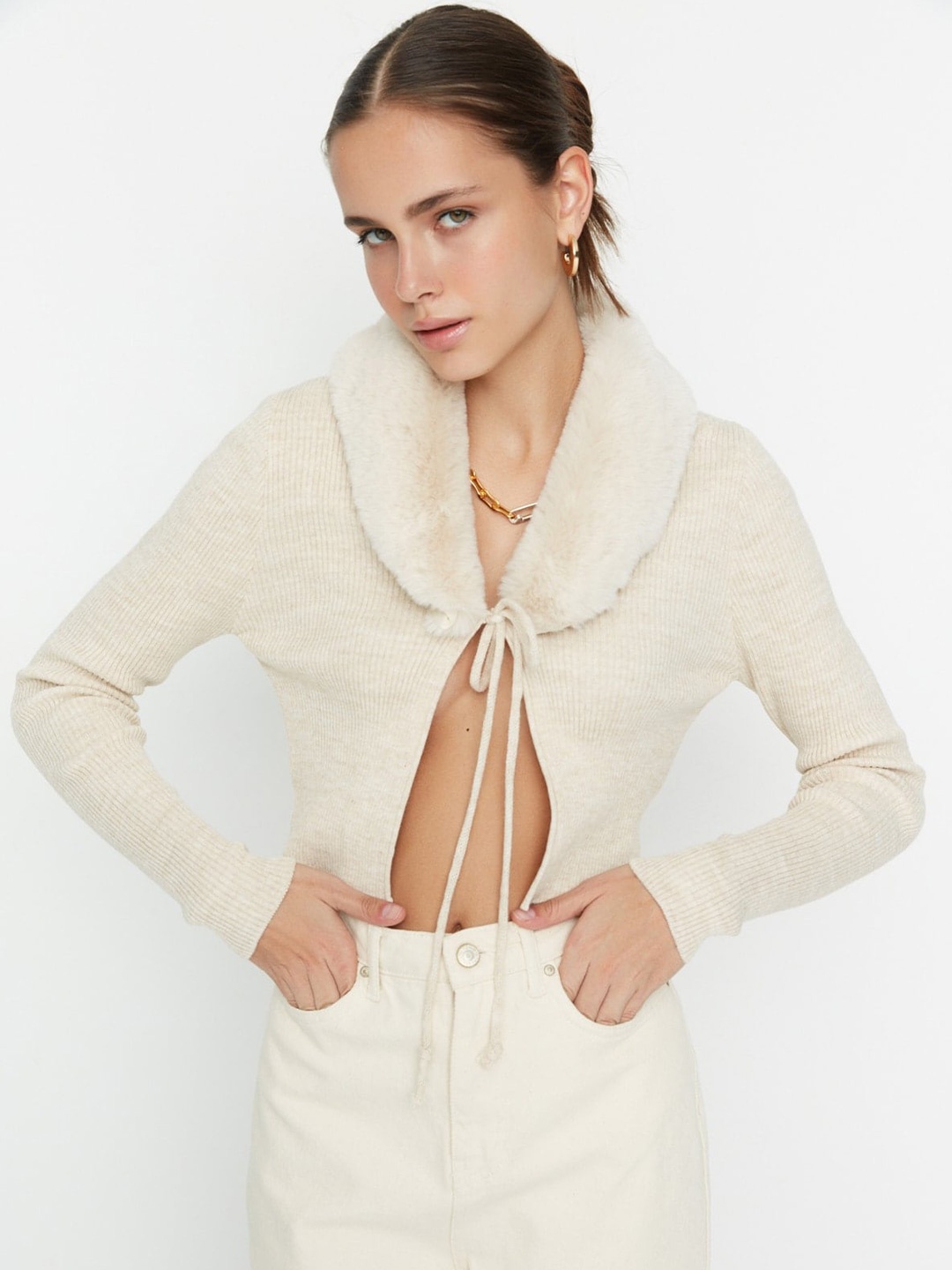 

Trendyol Ribbed Shawl Collar Crop Front-Open Sweater, Beige