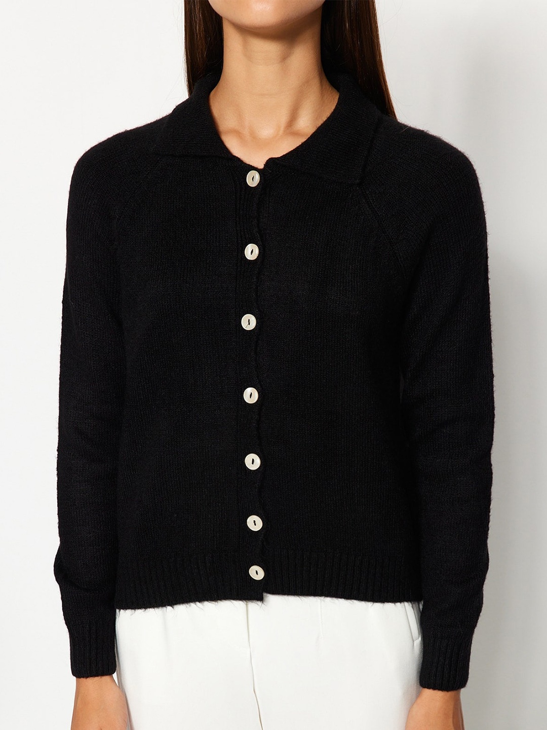 

Trendyol Long Sleeves Acrylic Cardigan, Black