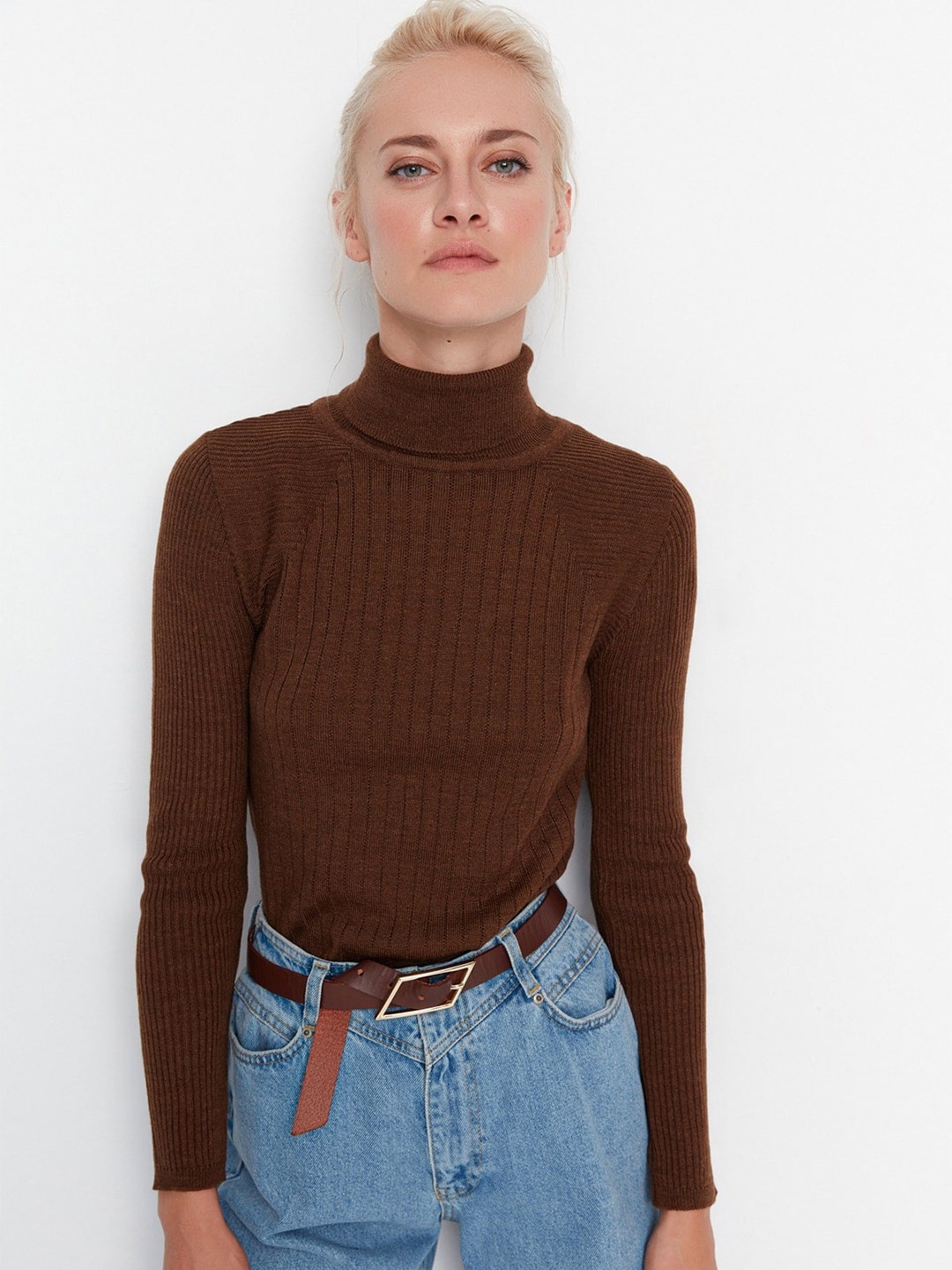 

Trendyol Turtle Neck Pure Acrylic Pullover, Brown