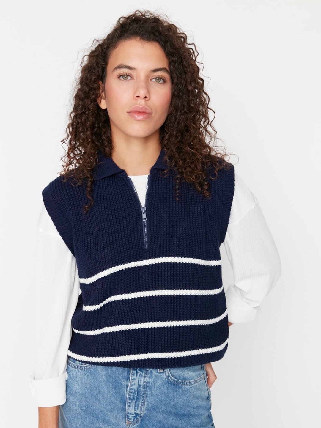 

Trendyol Striped Spread Collar Sweater Vest, Navy blue