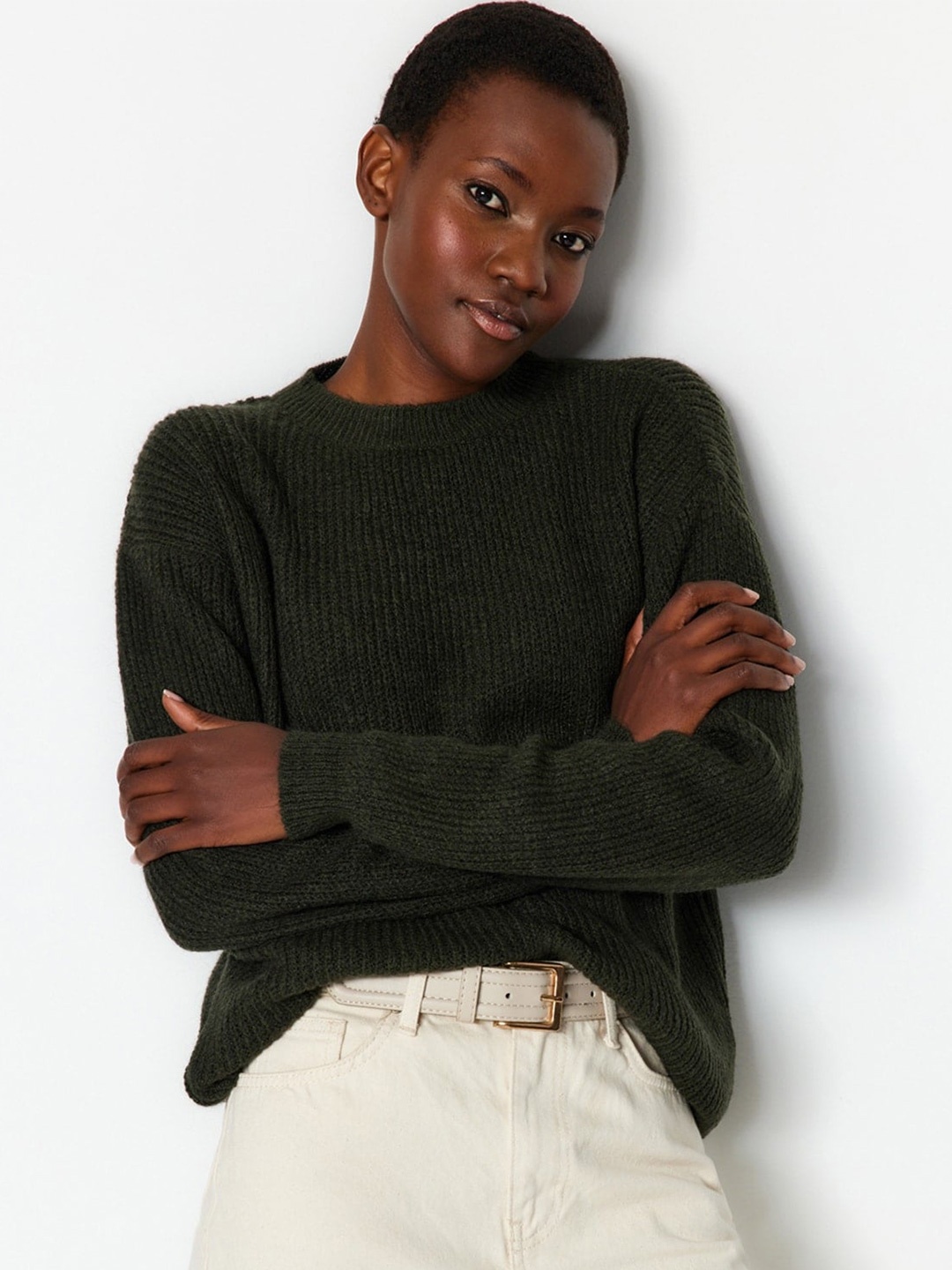 

Trendyol Round Neck Pullover Sweater, Green