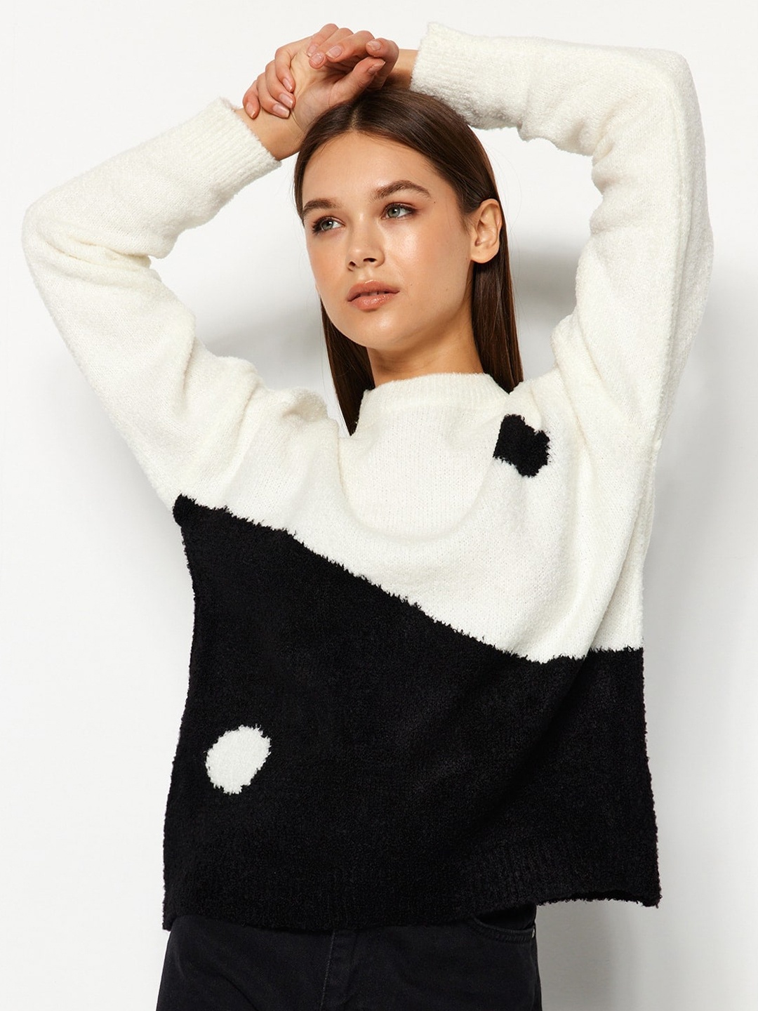 

Trendyol Colourblocked Long Sleeve Pullover, White