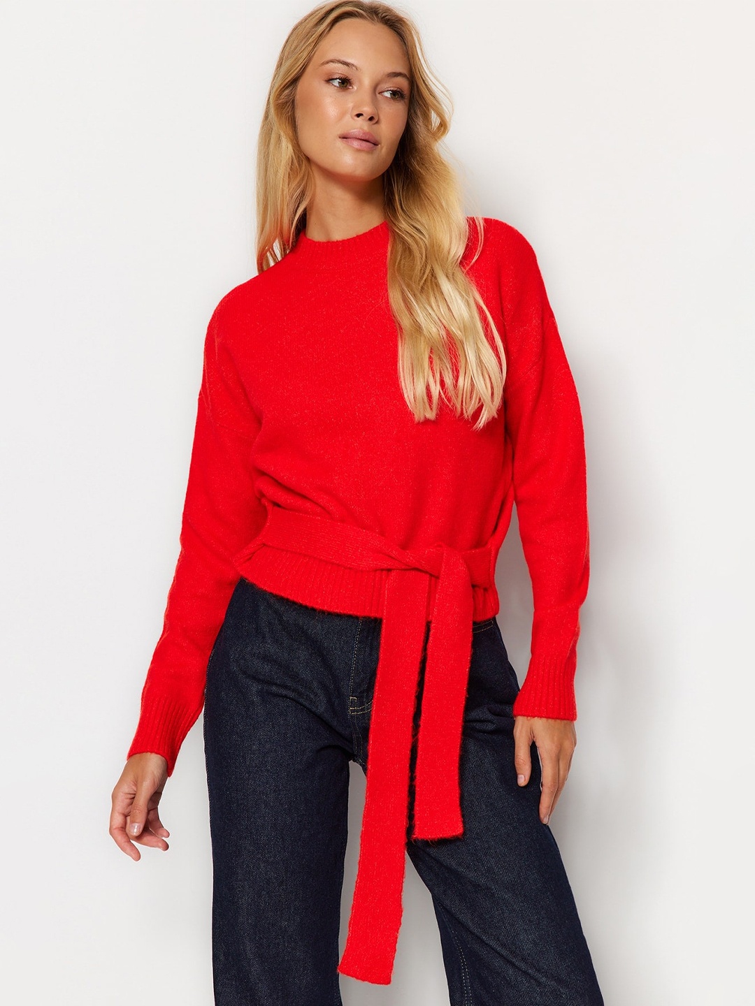 

Trendyol Round Neck Long Sleeves Pullover, Red
