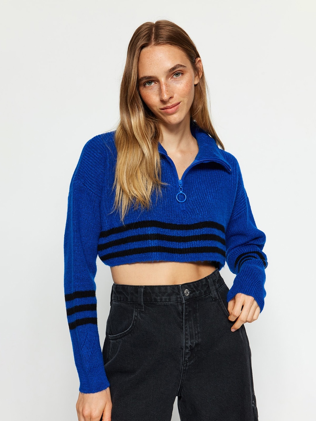 

Trendyol Mock Collar Ribbed Crop Pullover, Blue