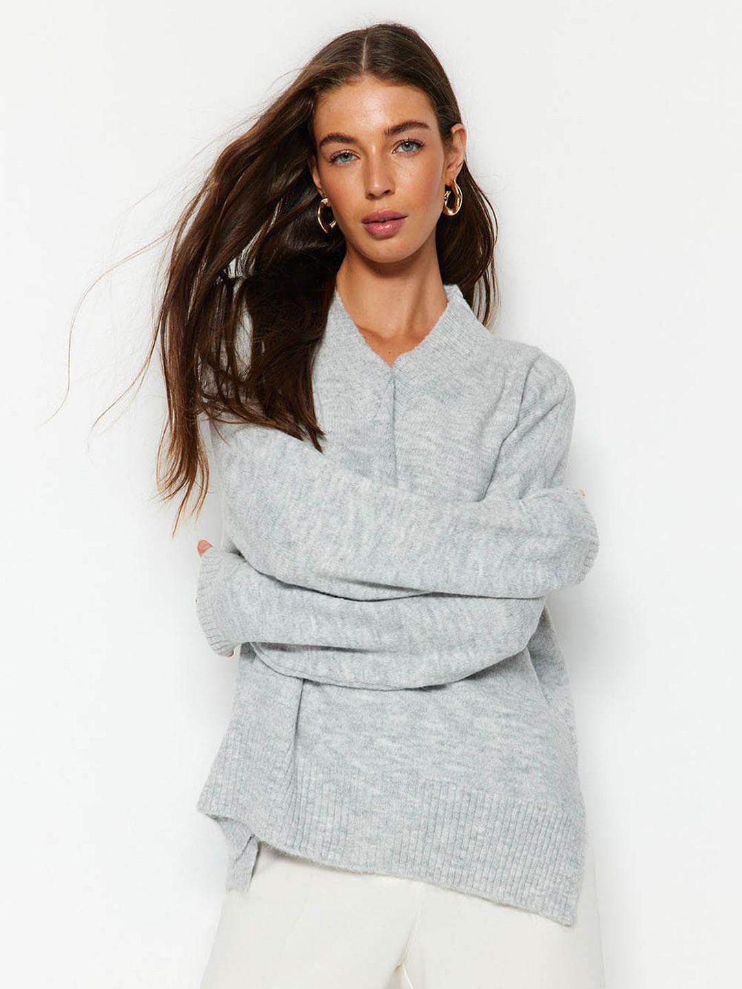 

Trendyol V-Neck Pullover Sweaters, Grey