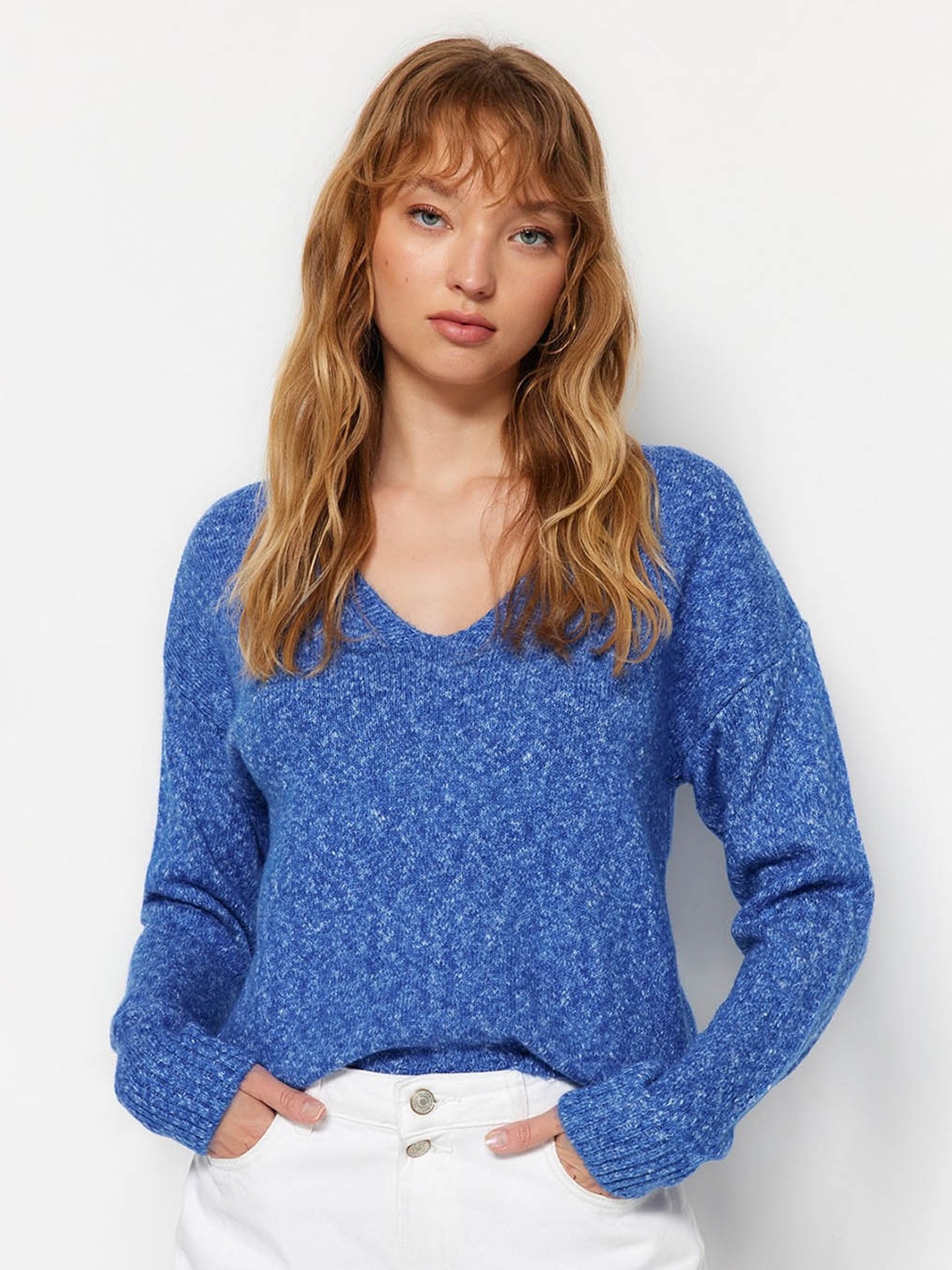 

Trendyol Cable Knit V-Neck Long Sleeve Acrylic Pullover Sweaters, Blue