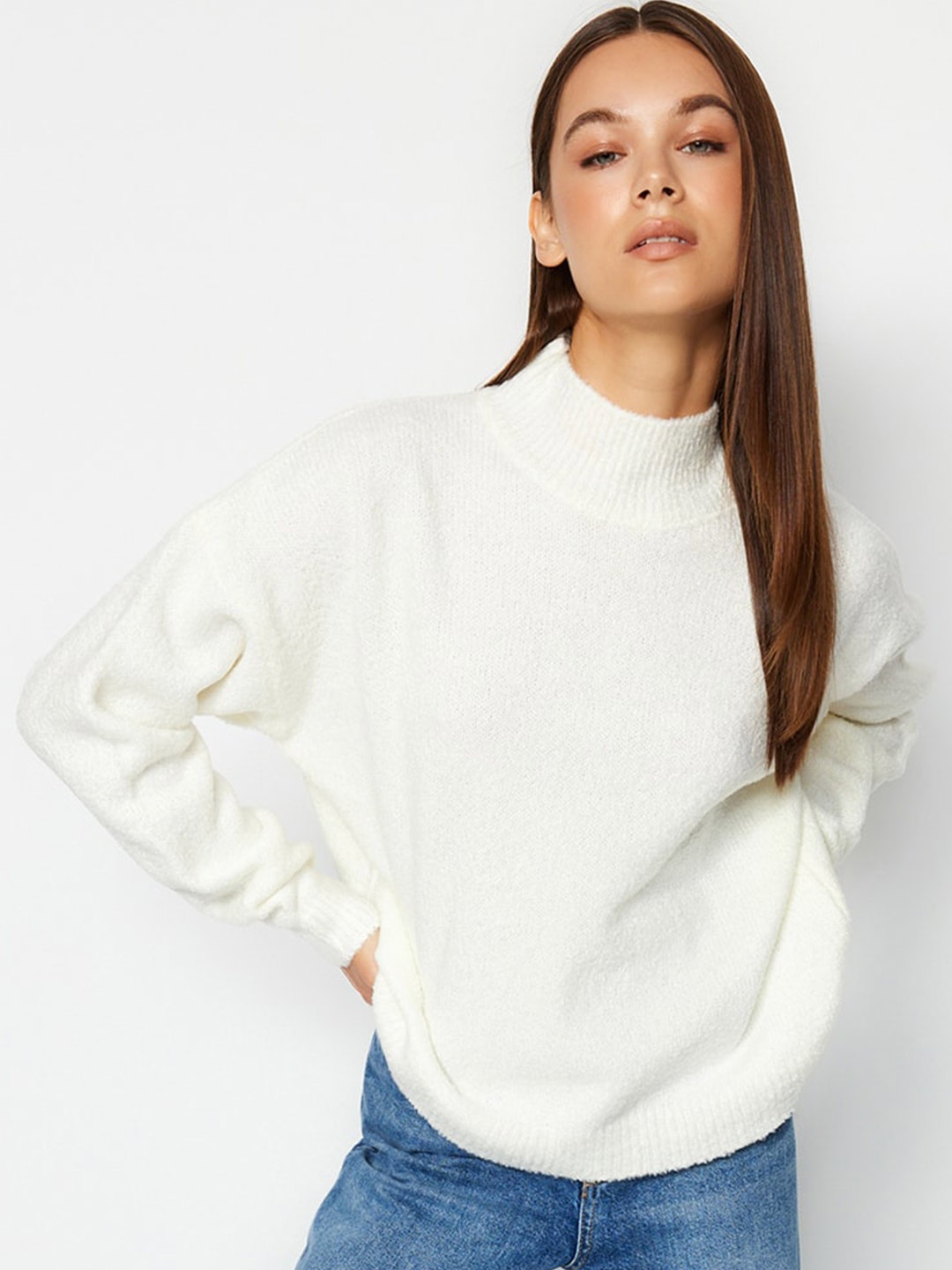 

Trendyol Turtle Neck Pullover, White