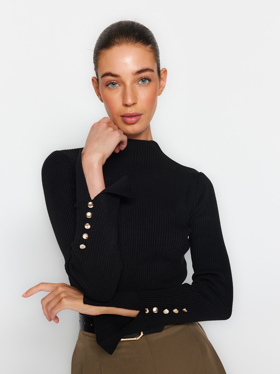 

Trendyol Ribbed High Neck Button Detailed Acrylic Pullover, Black