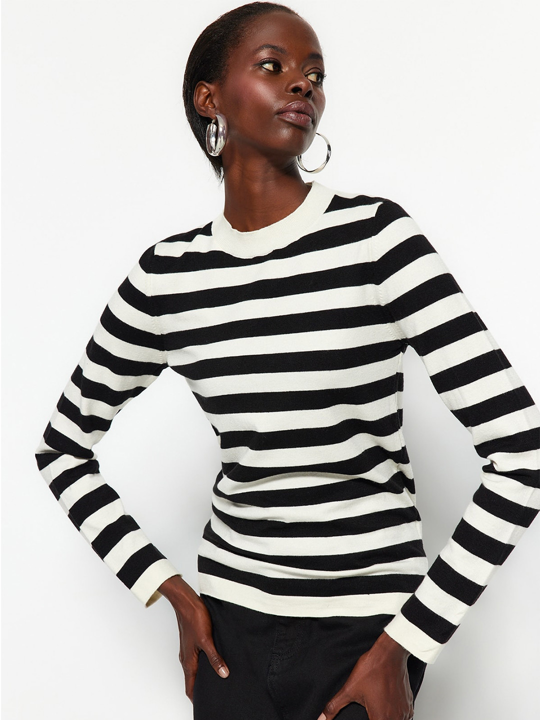

Trendyol Striped Long Sleeves Pullover, White