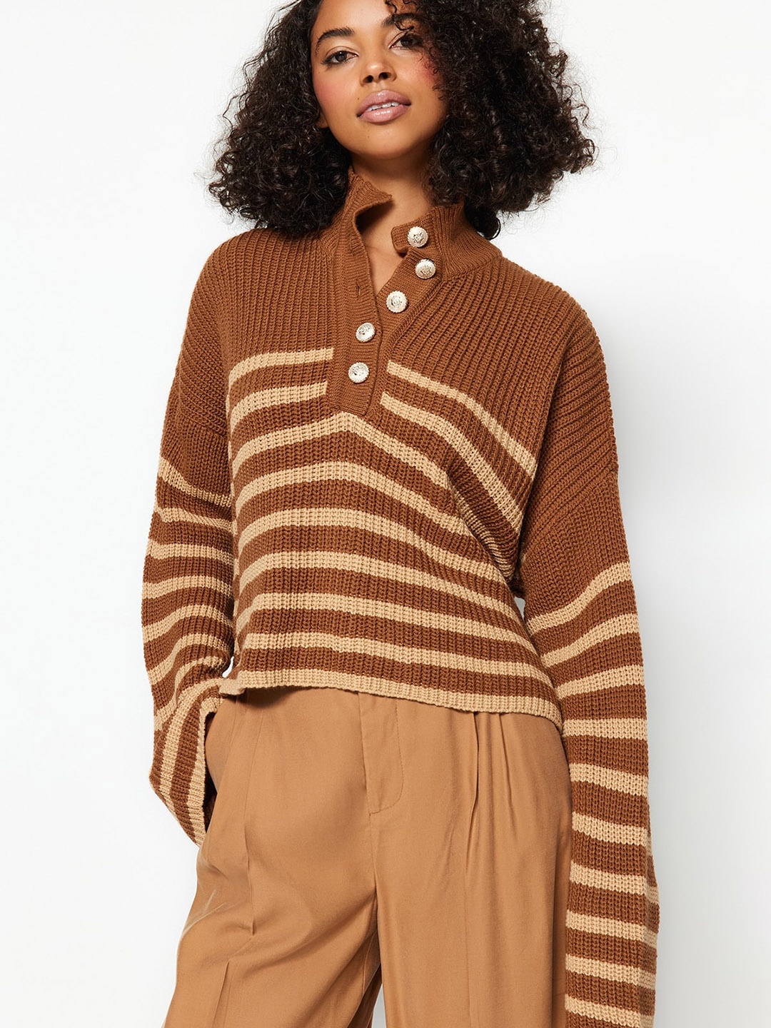 

Trendyol Striped Mock Collar Acrylic Pullover Sweaters, Brown