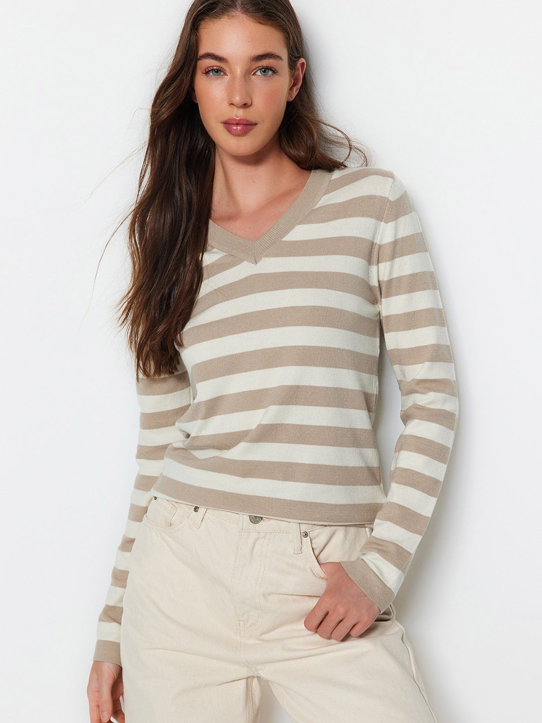 

Trendyol Striped V-Neck Pullover Sweaters, Beige