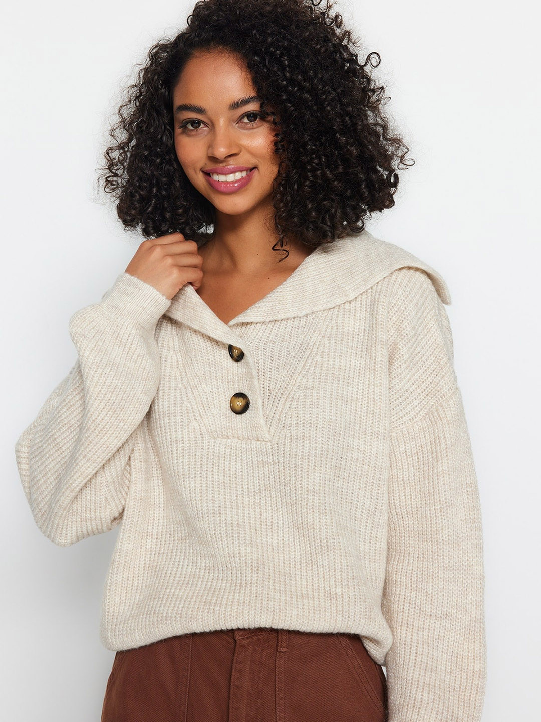 

Trendyol Cable Knit Self Design Pullover Sweaters, Beige