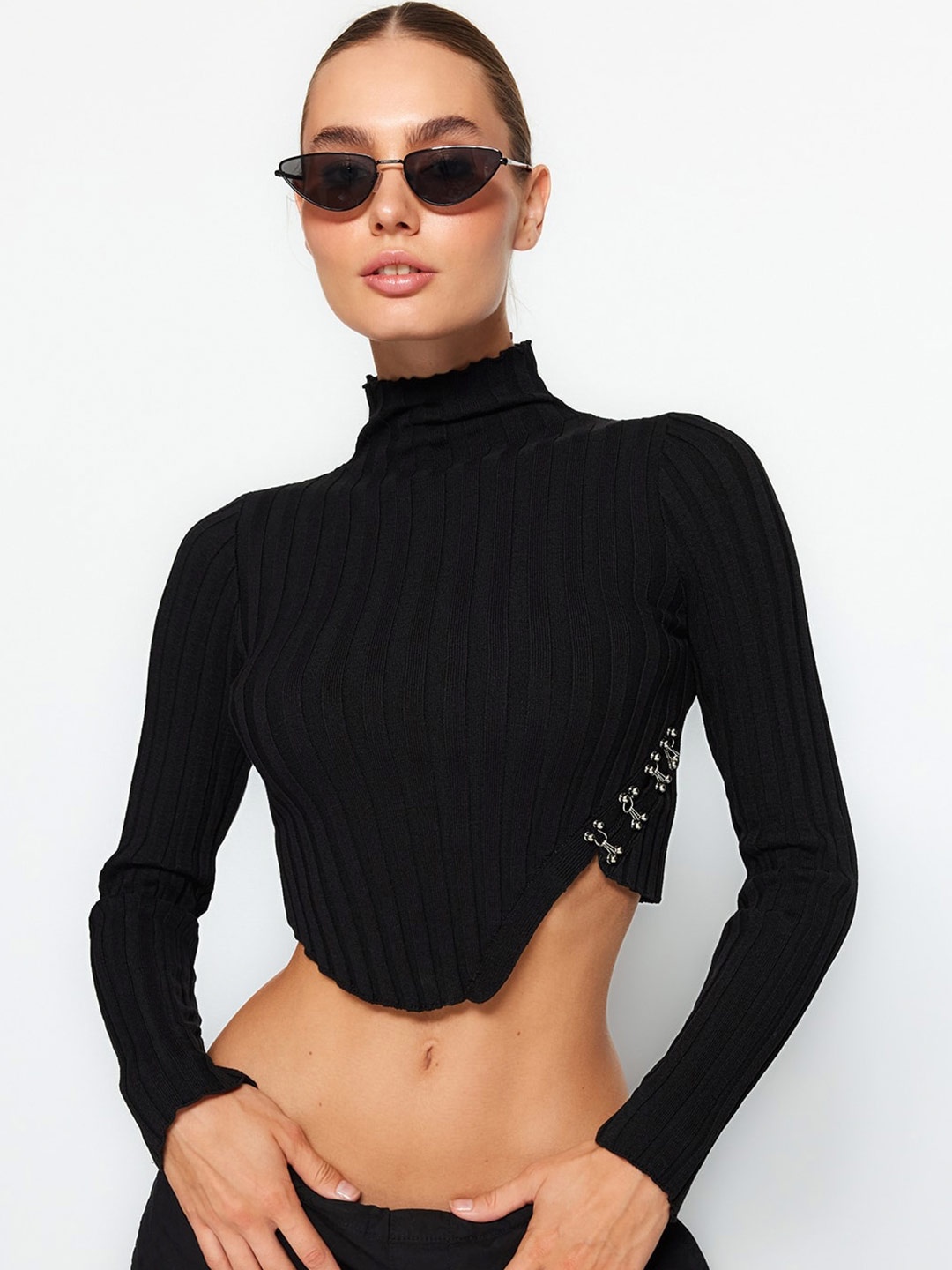 

Trendyol Ribbed Crop Pullover Sweater, Black